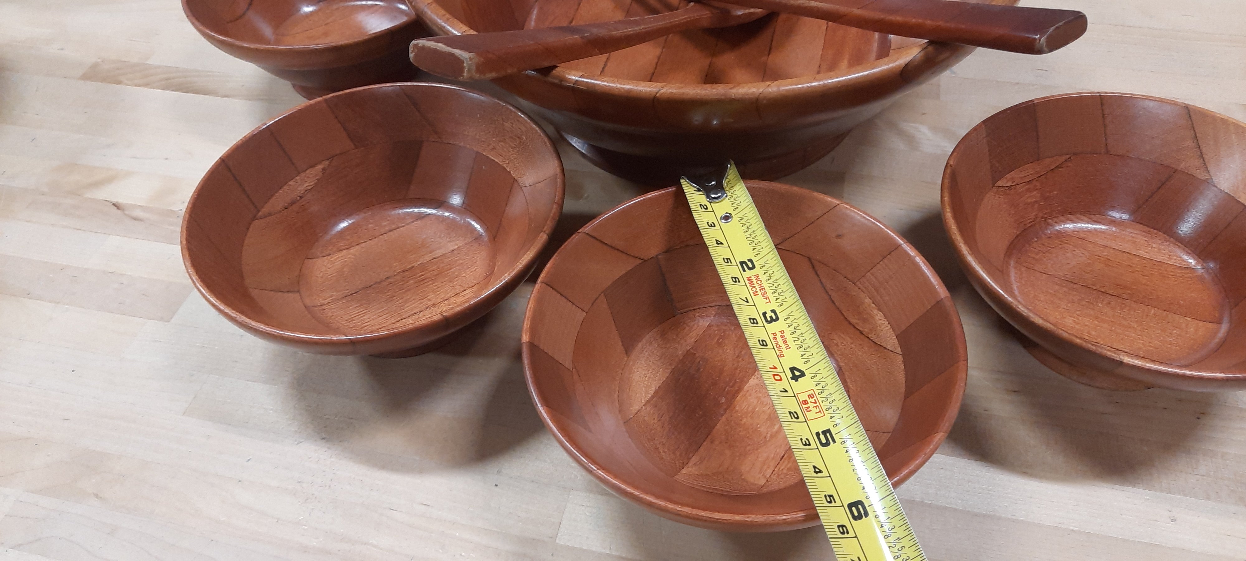 Wood salad bowl set