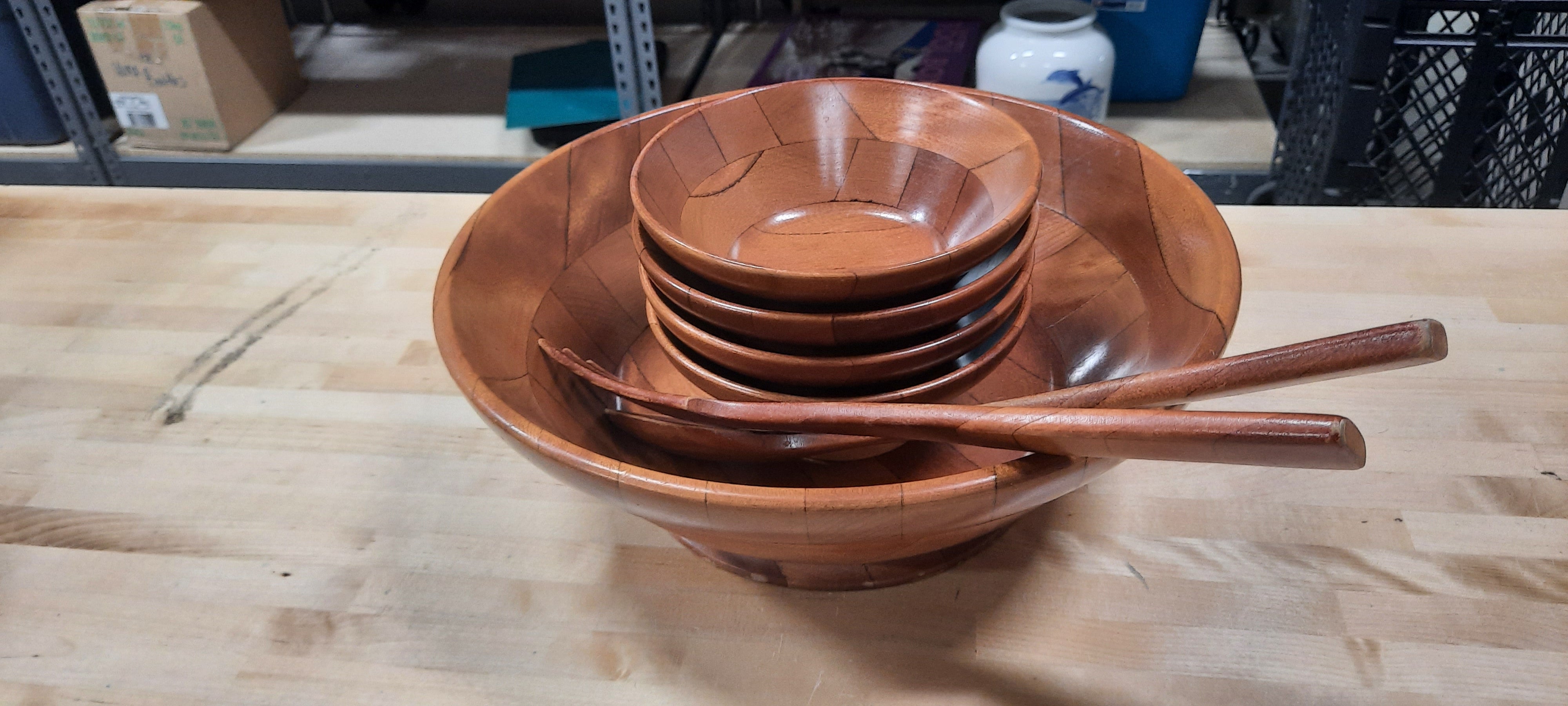 Wood salad bowl set