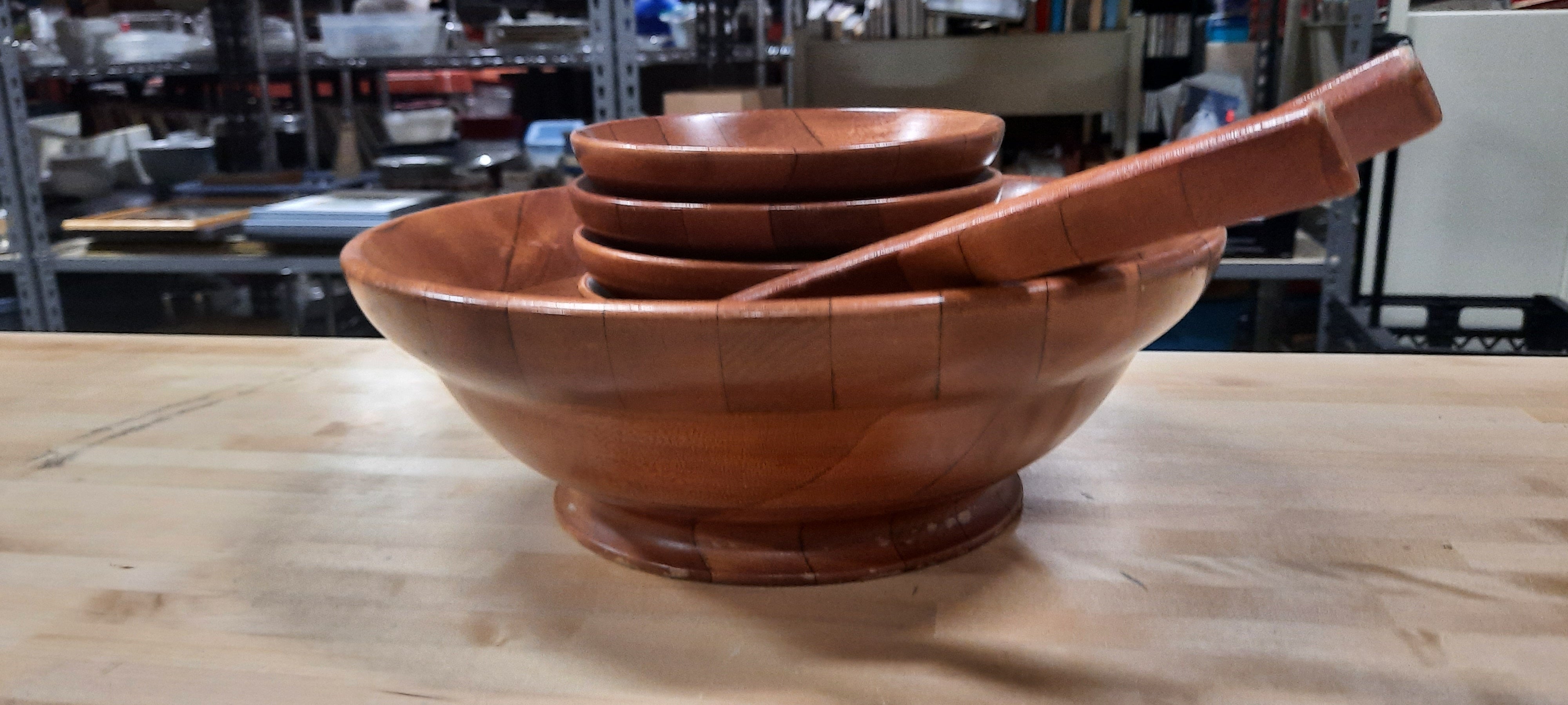 Wood salad bowl set