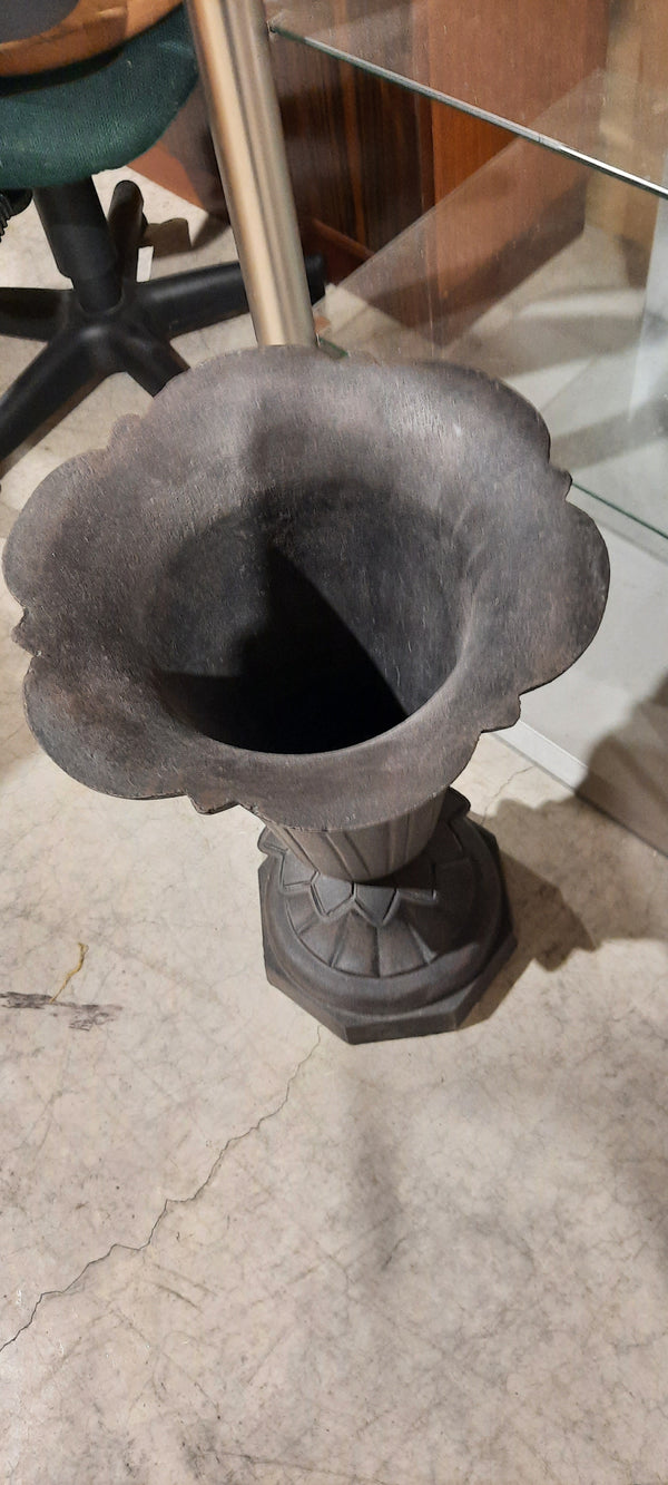 Cast Iron flower pot