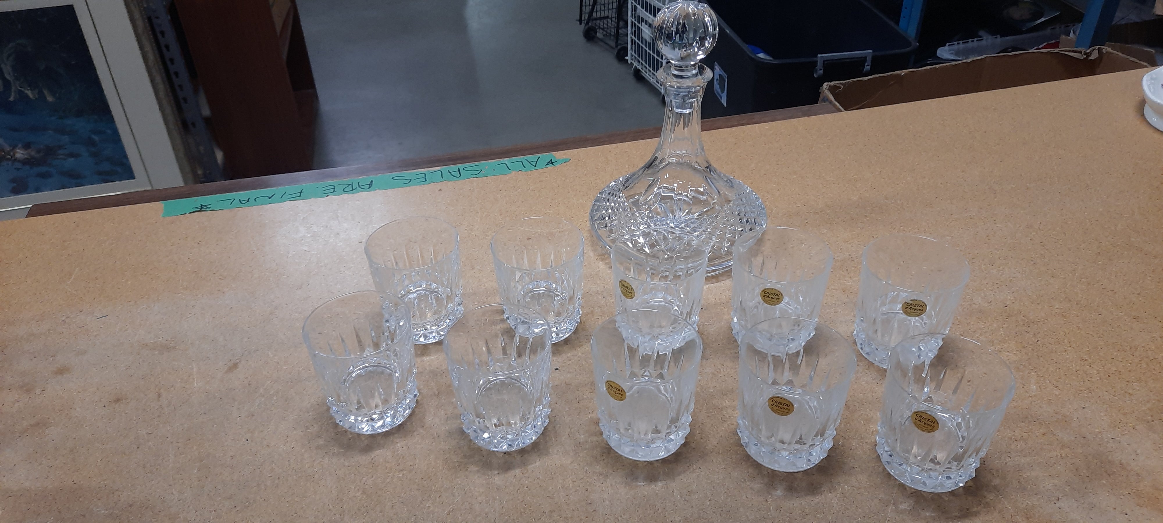 Crystal Decanter & 10 crystal glasses