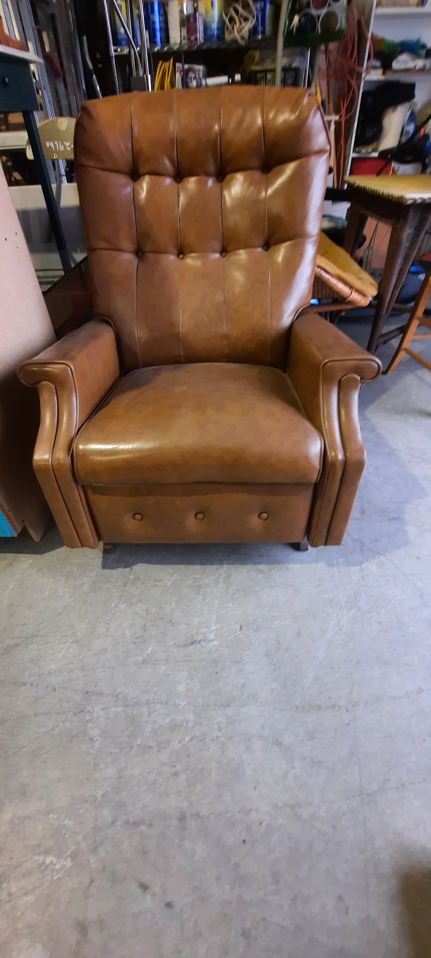 1970s leather couches/ can be arranged into a sectional and Electric recliner