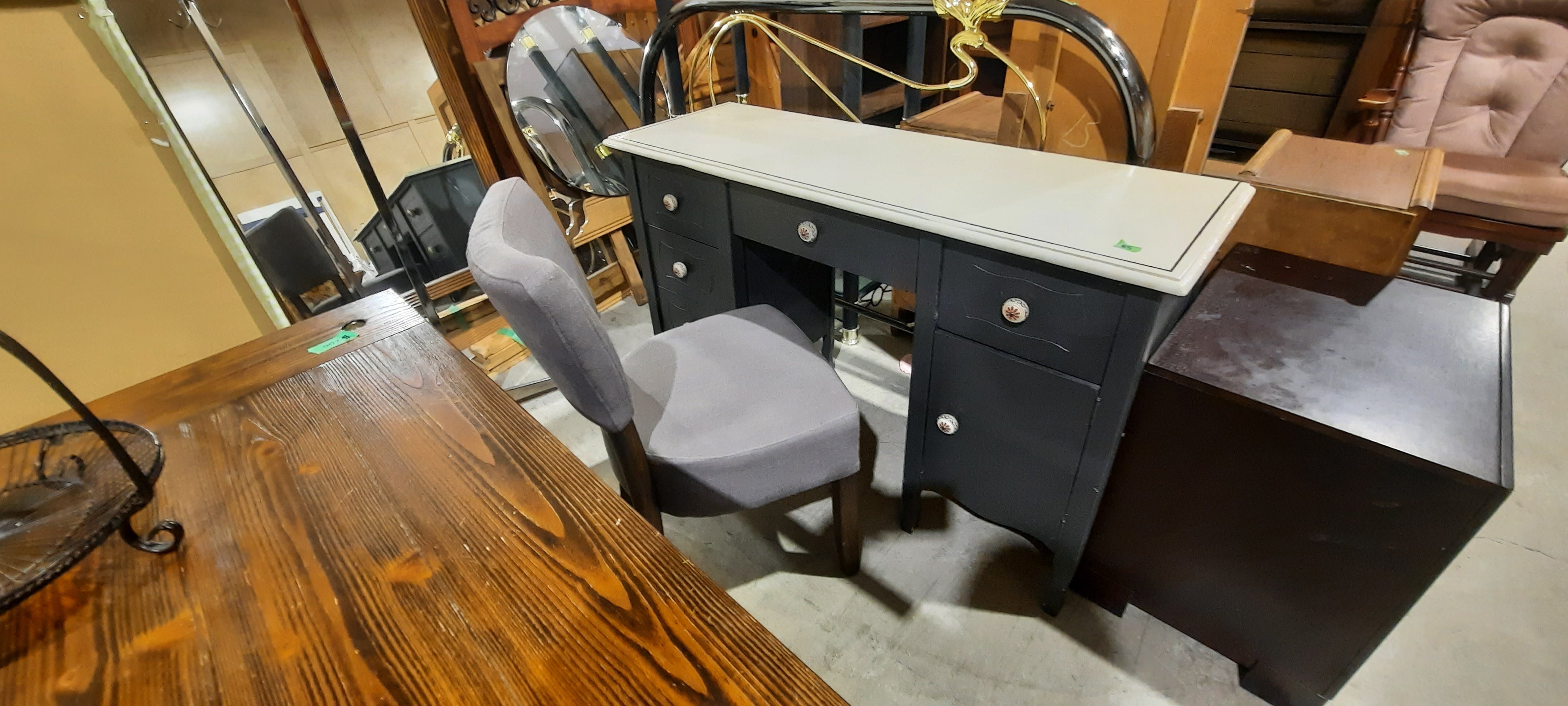 Desk & Chair