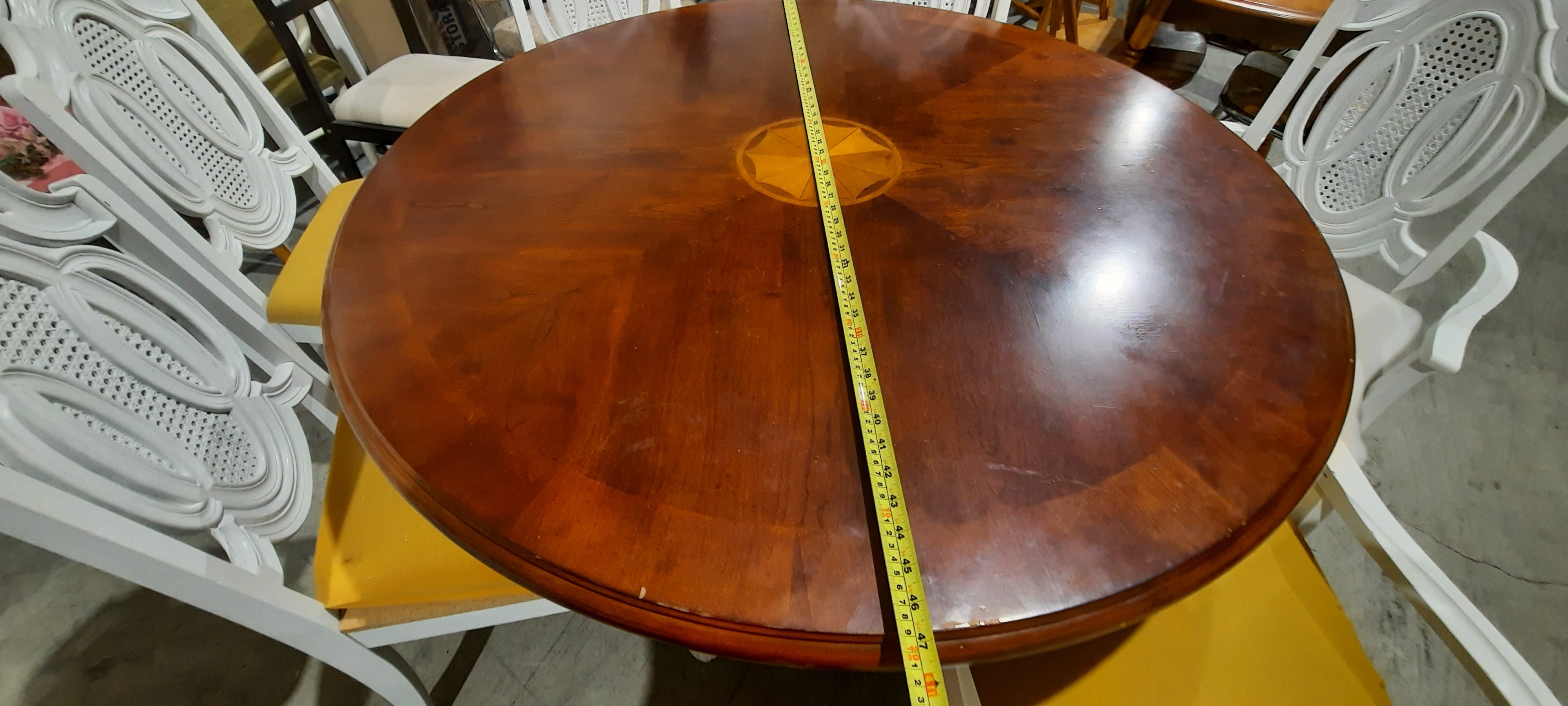 Table 6 chairs