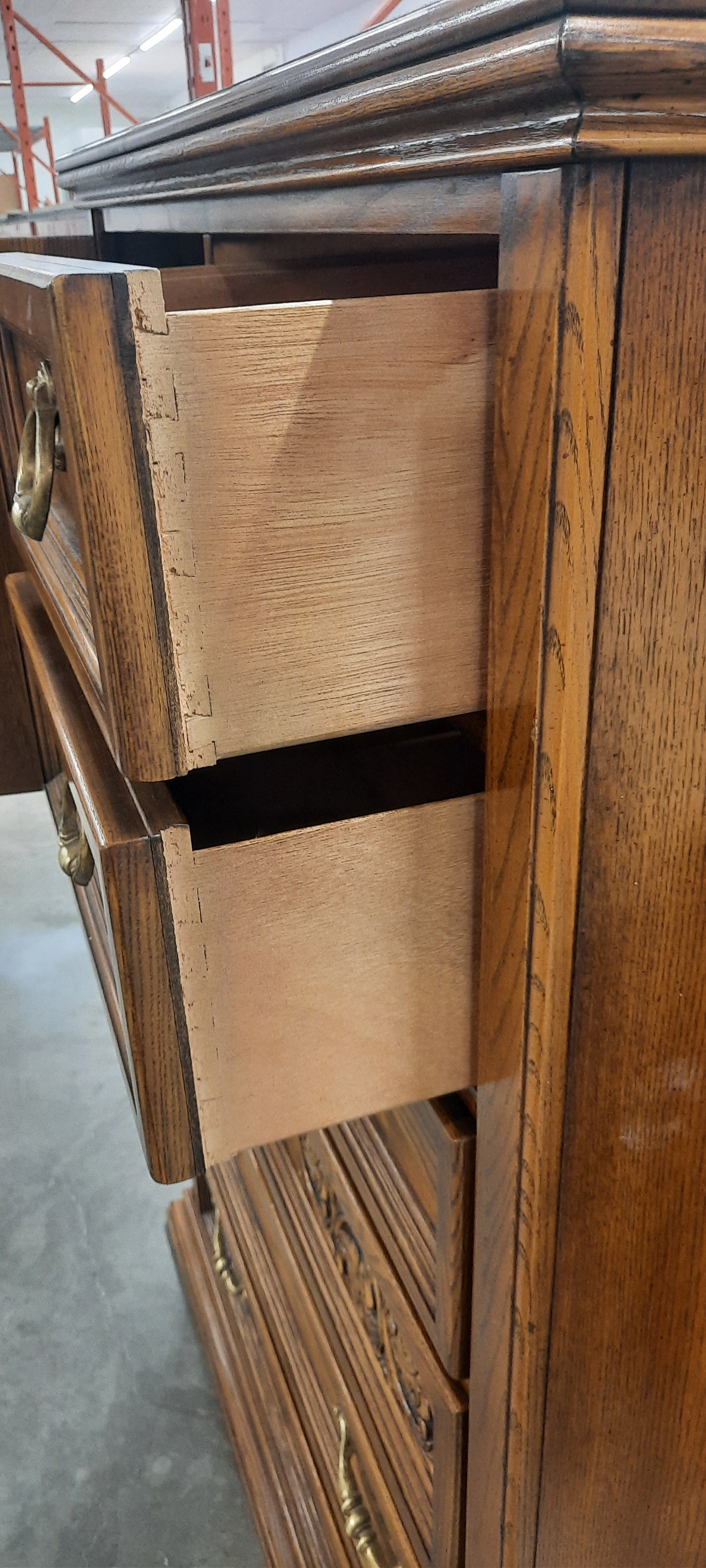 Armoire
