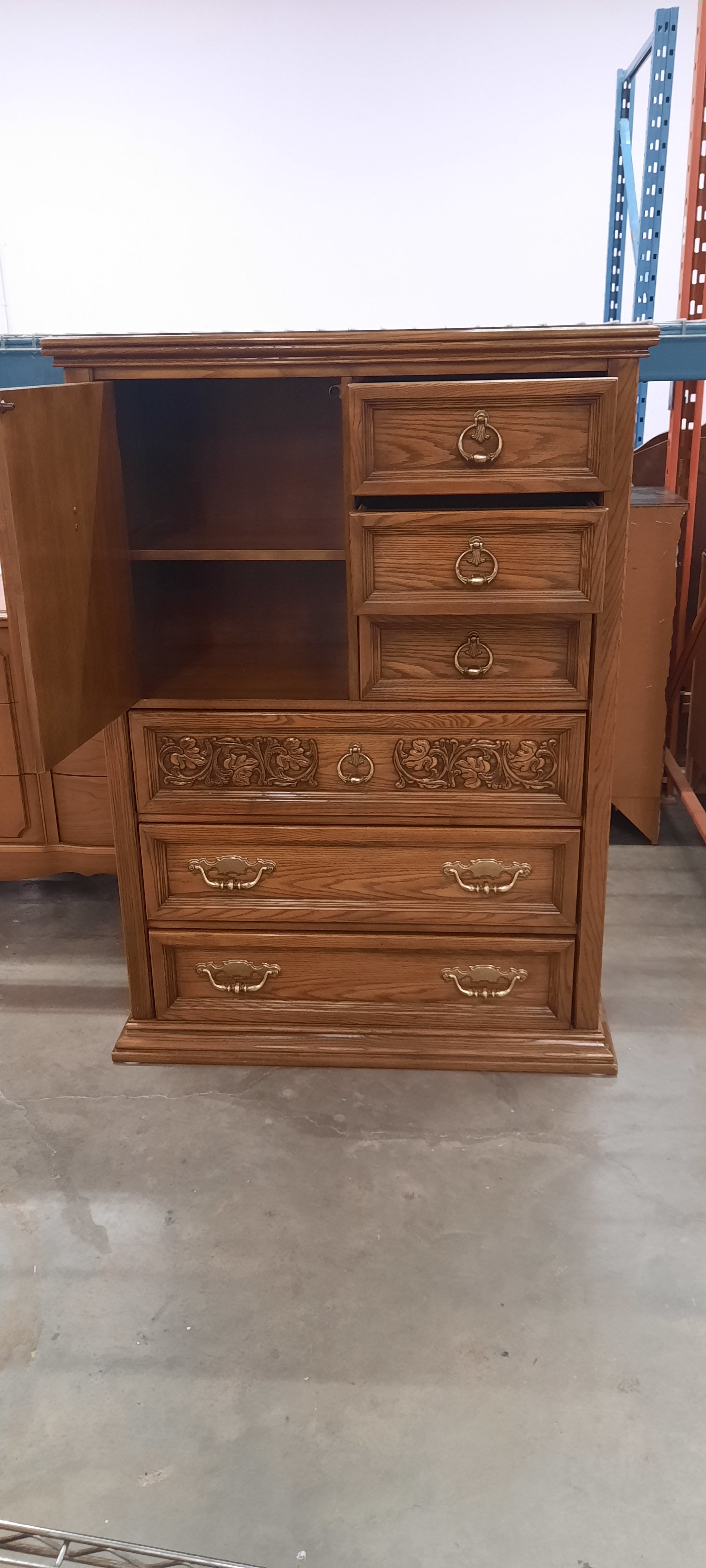Armoire