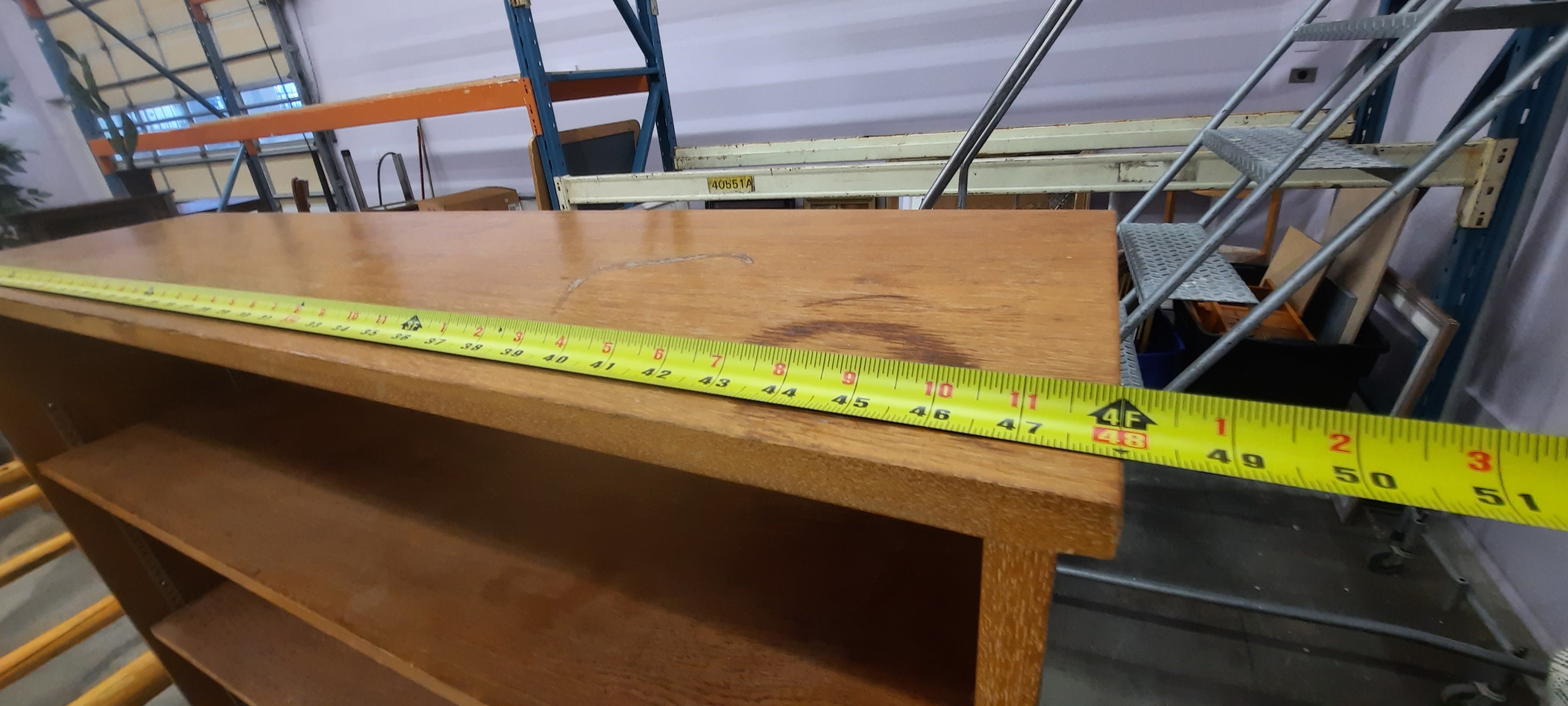 Heavy duty bookshelf