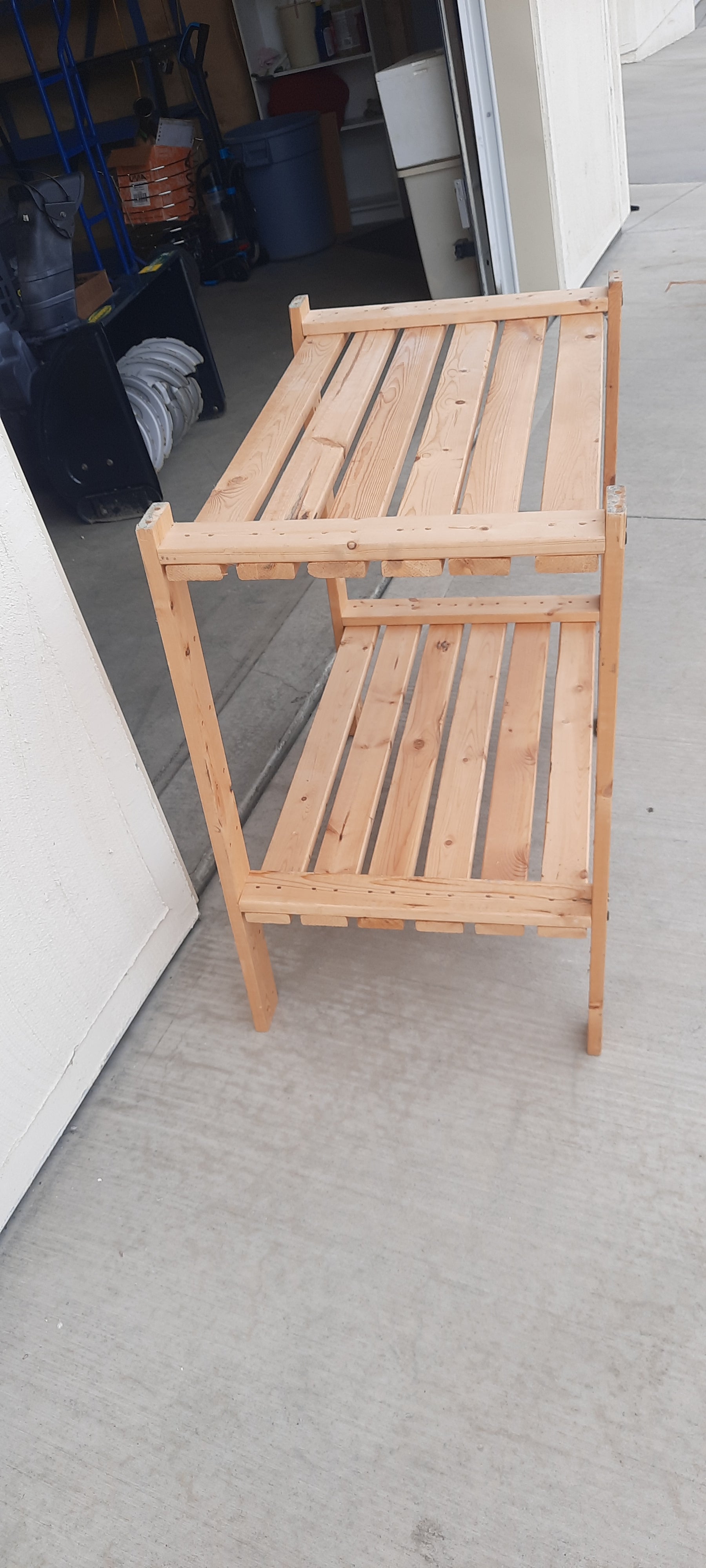 Shelf