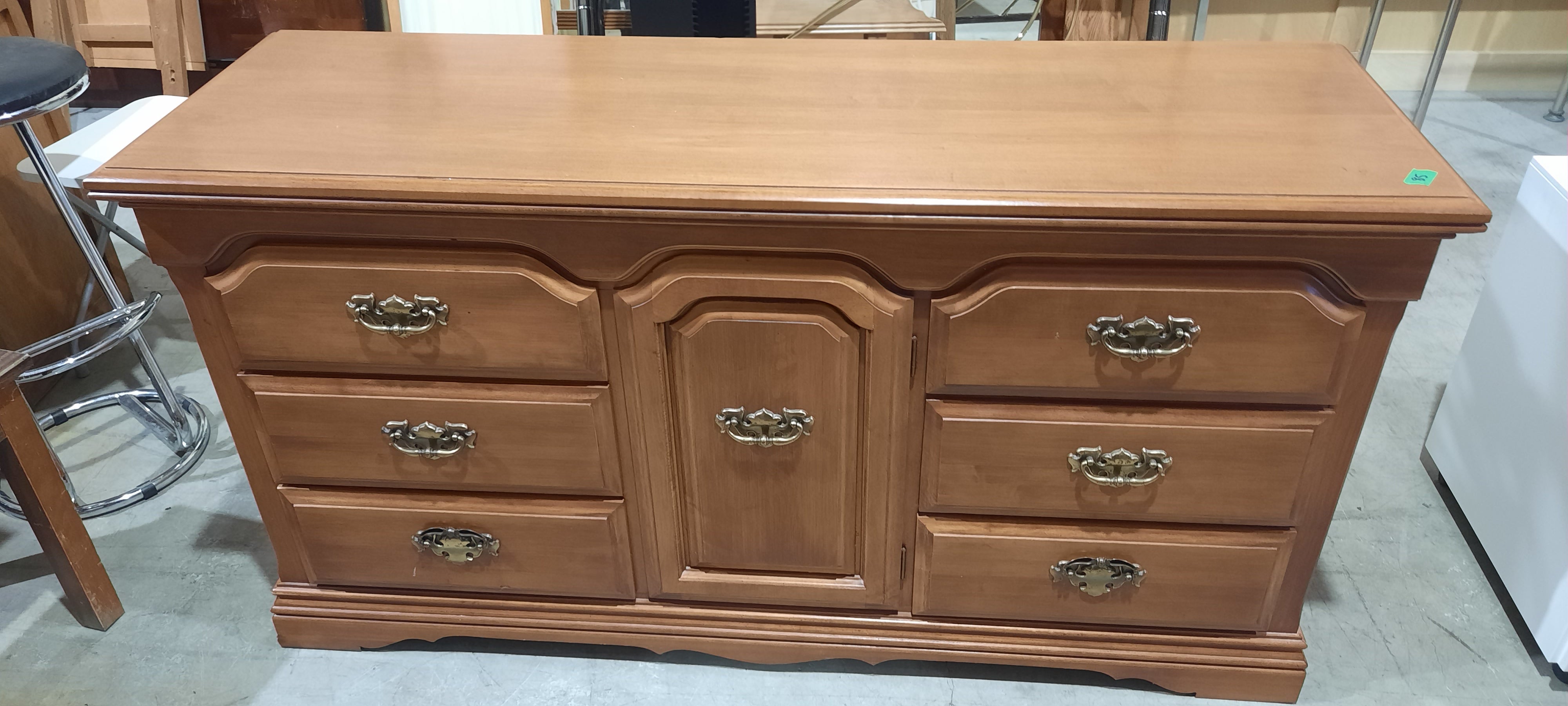 Sideboard/ Dresser