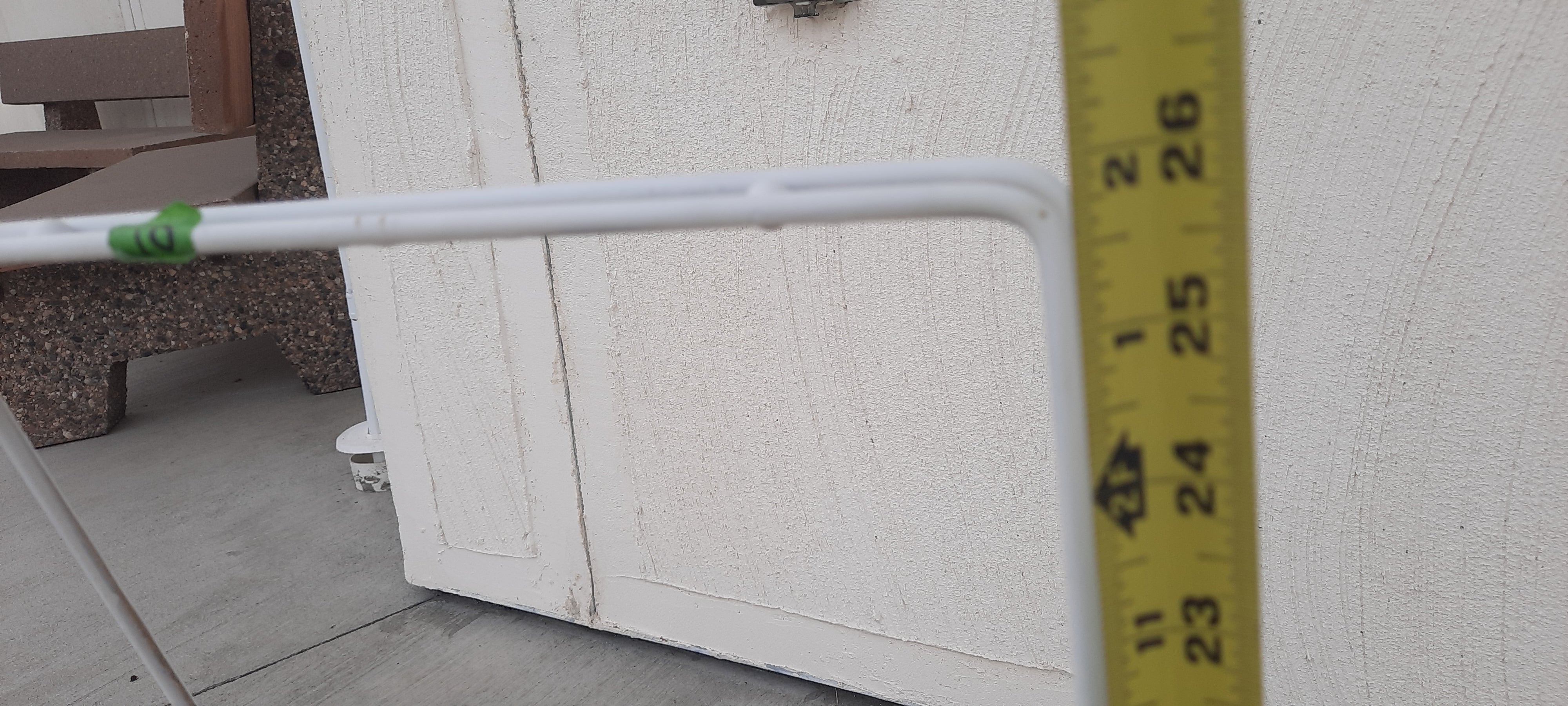 Towel Rack / magazine Stand