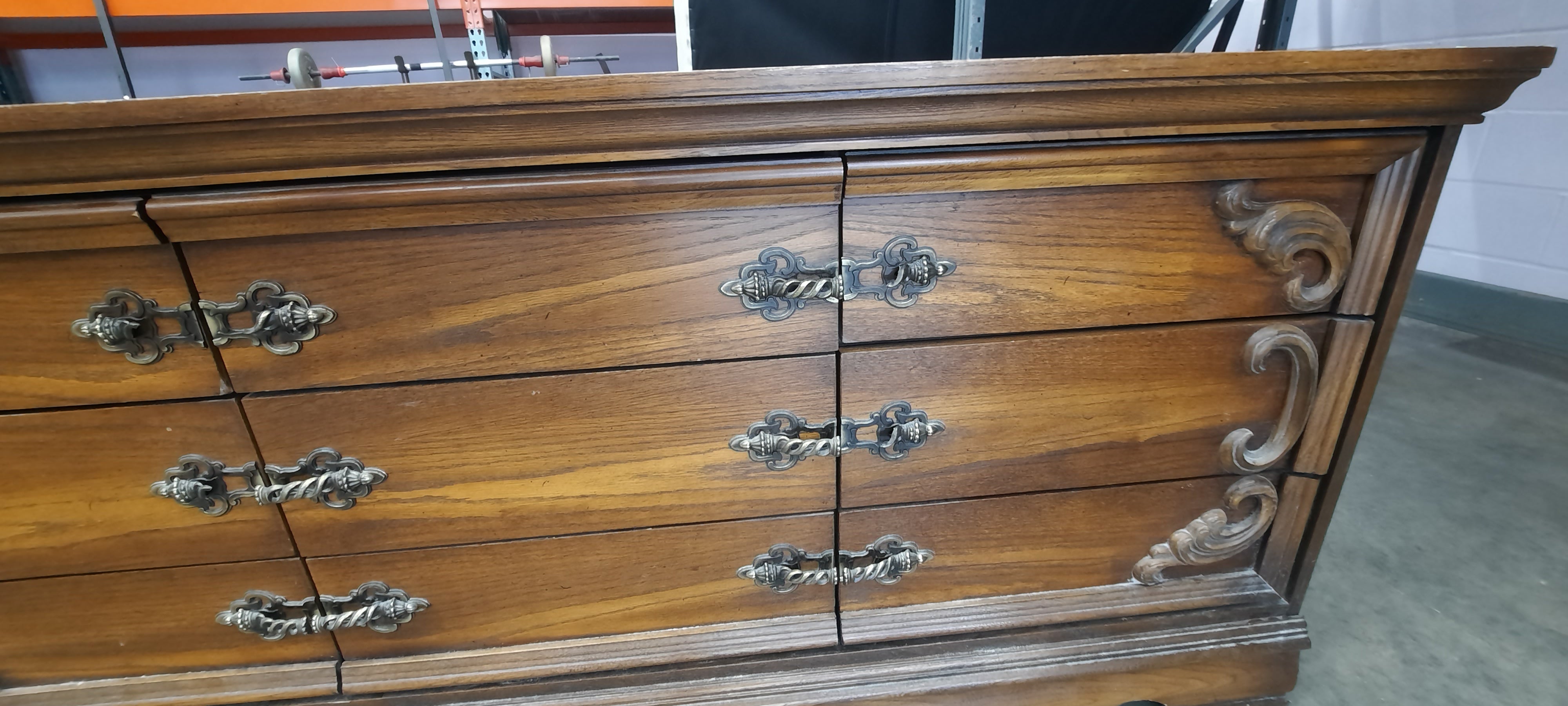 Dresser / sideboard