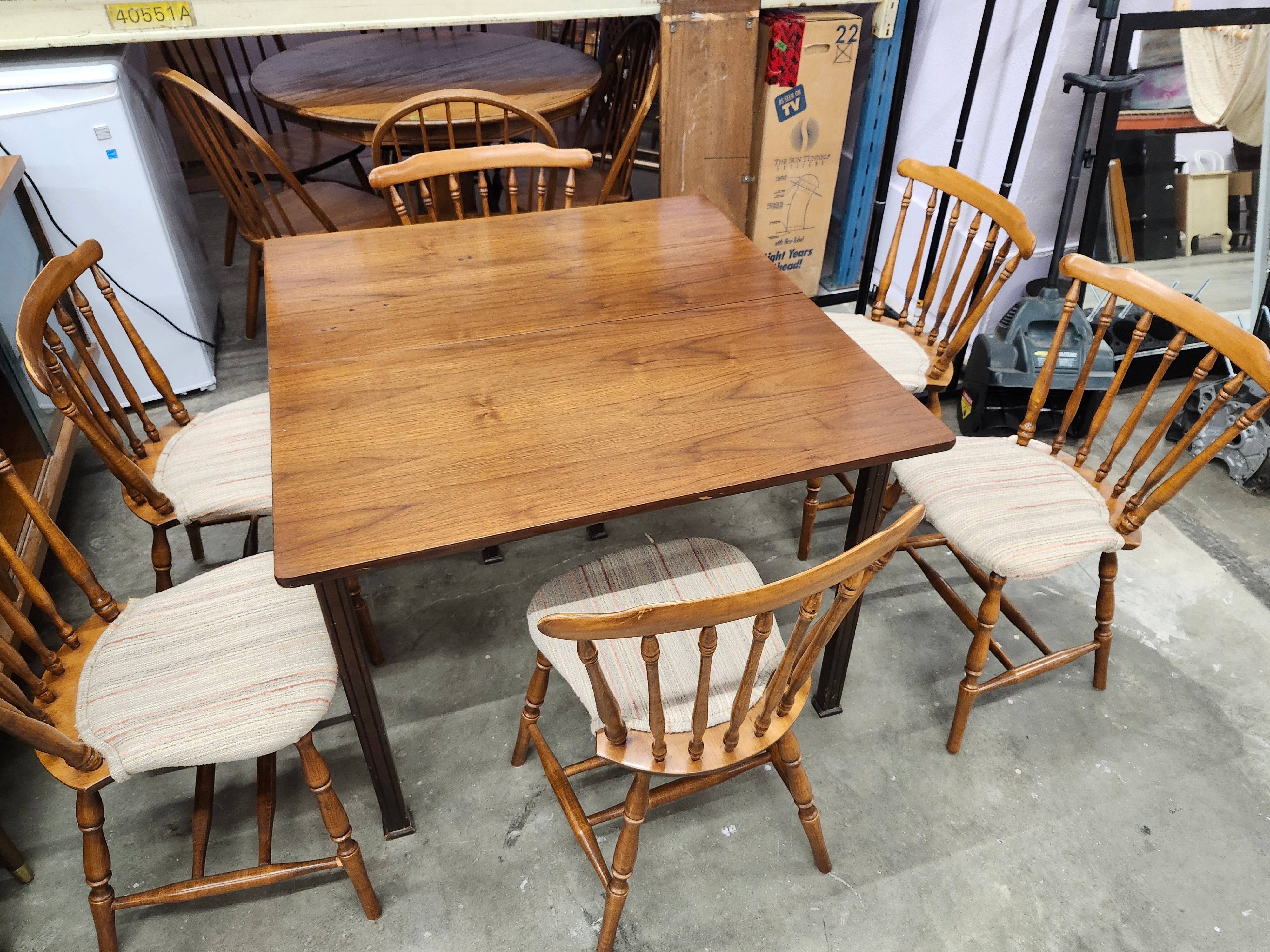 Drop fold table