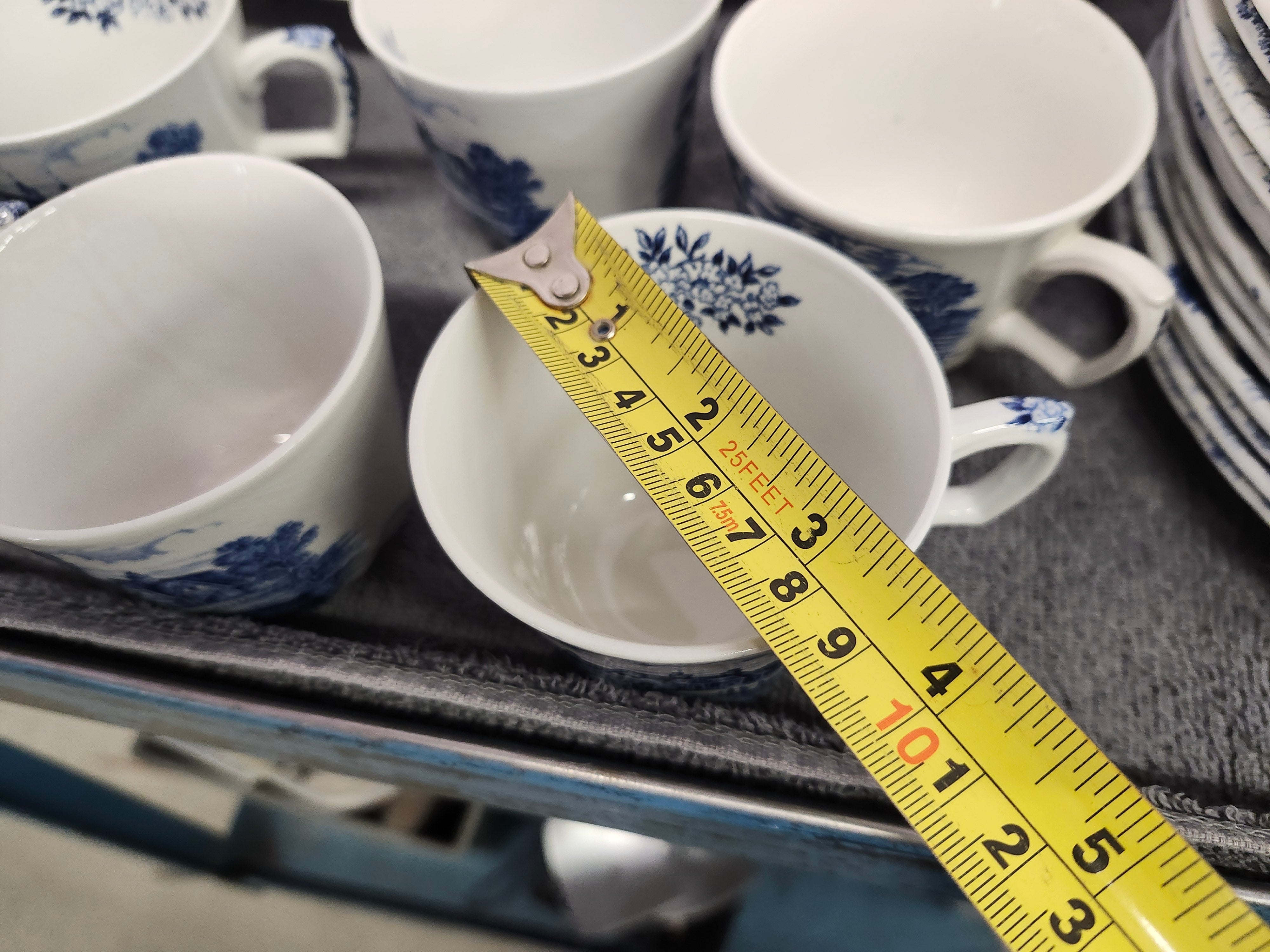 X69 pieces Ridgway meadowsweet China set