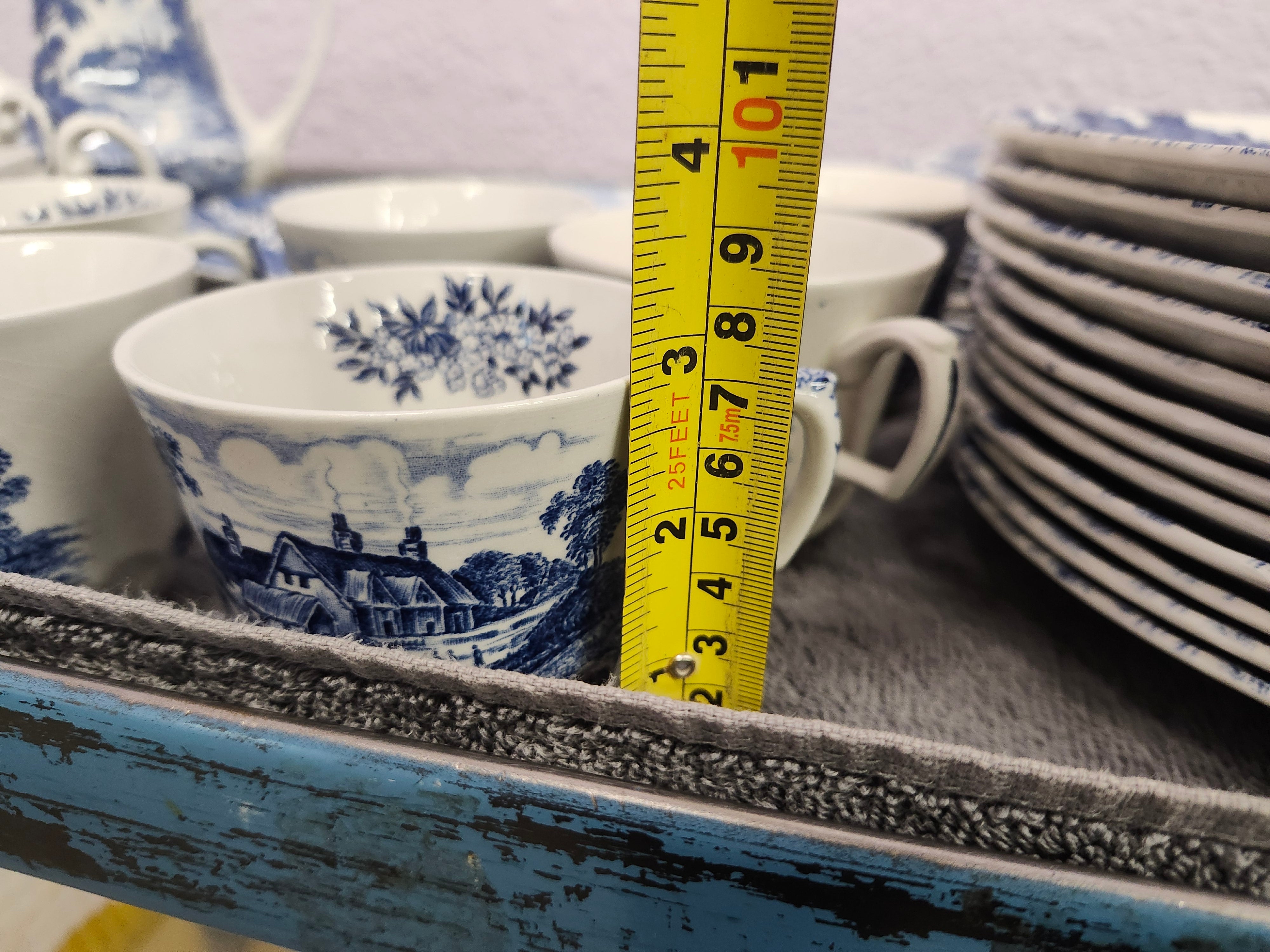 X69 pieces Ridgway meadowsweet China set