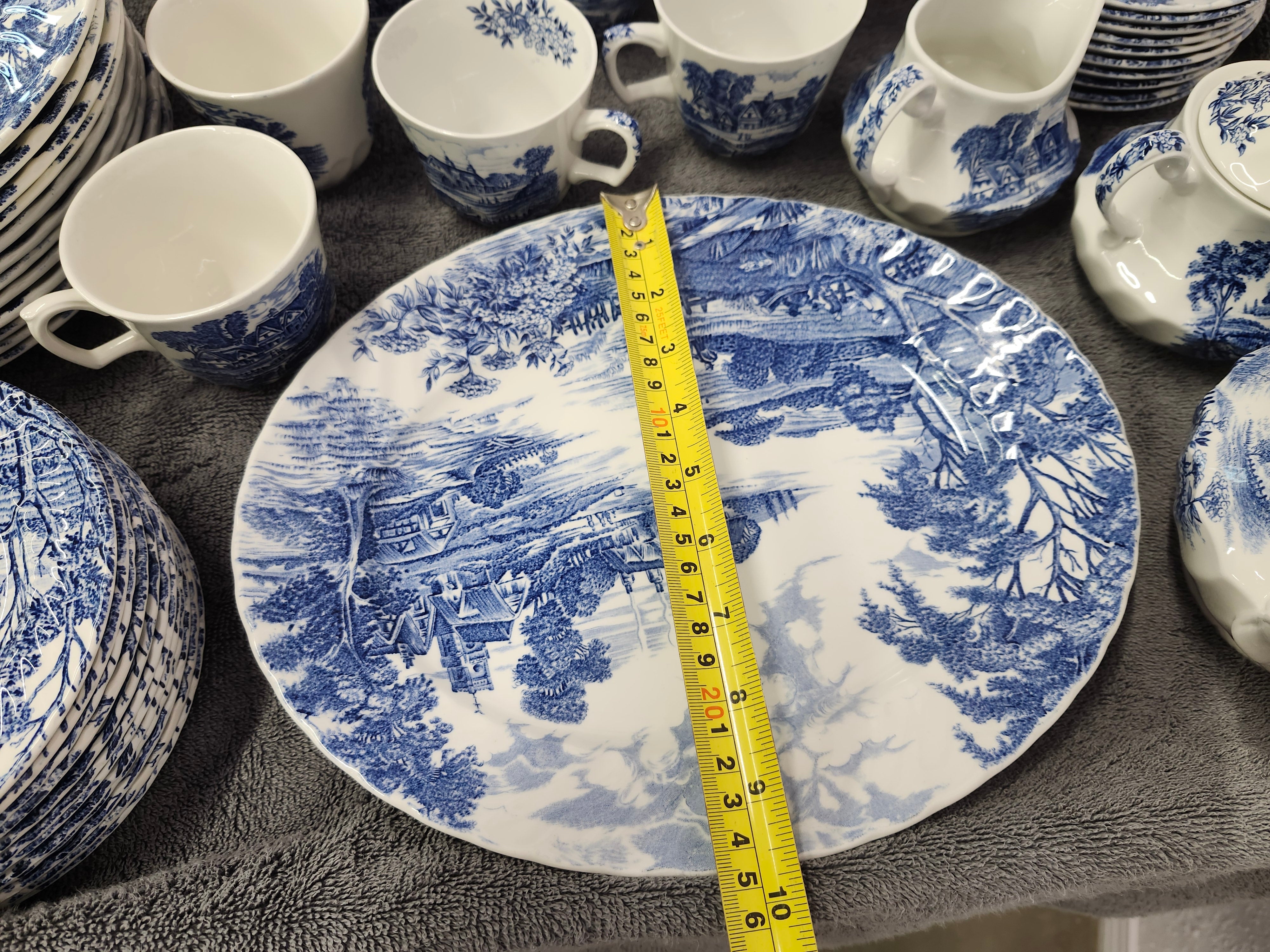 X69 pieces Ridgway meadowsweet China set