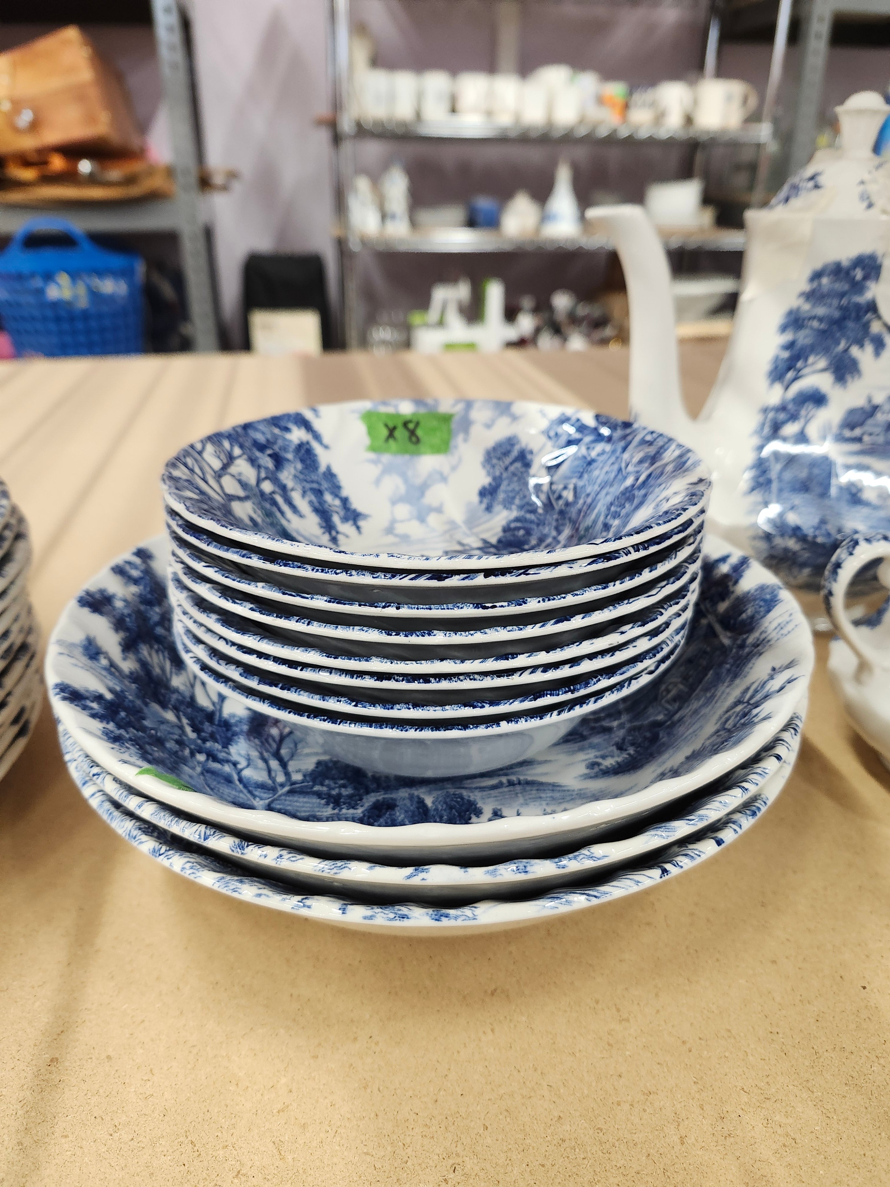 X69 pieces Ridgway meadowsweet China set