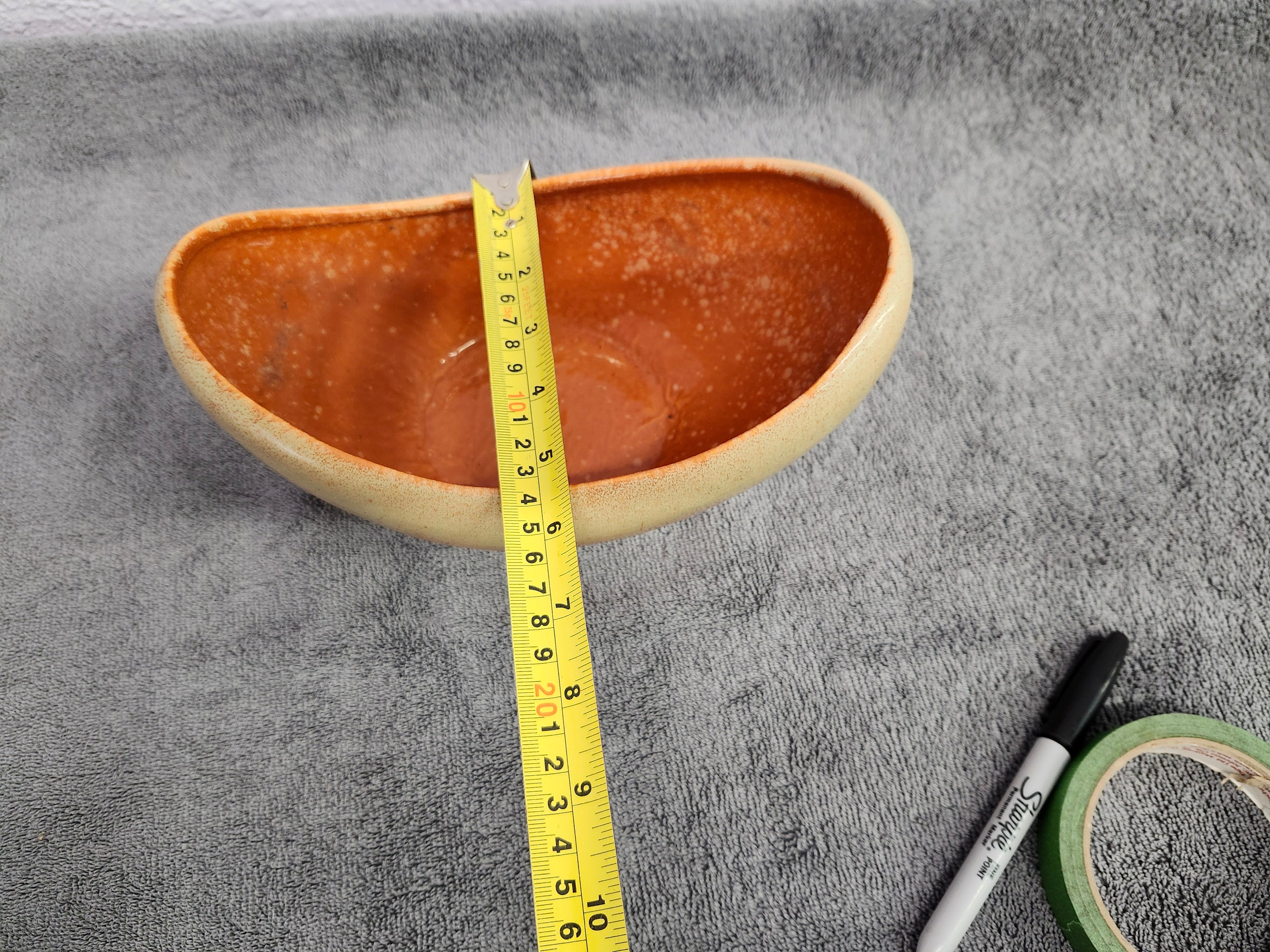 Decorative accent pottery bowl