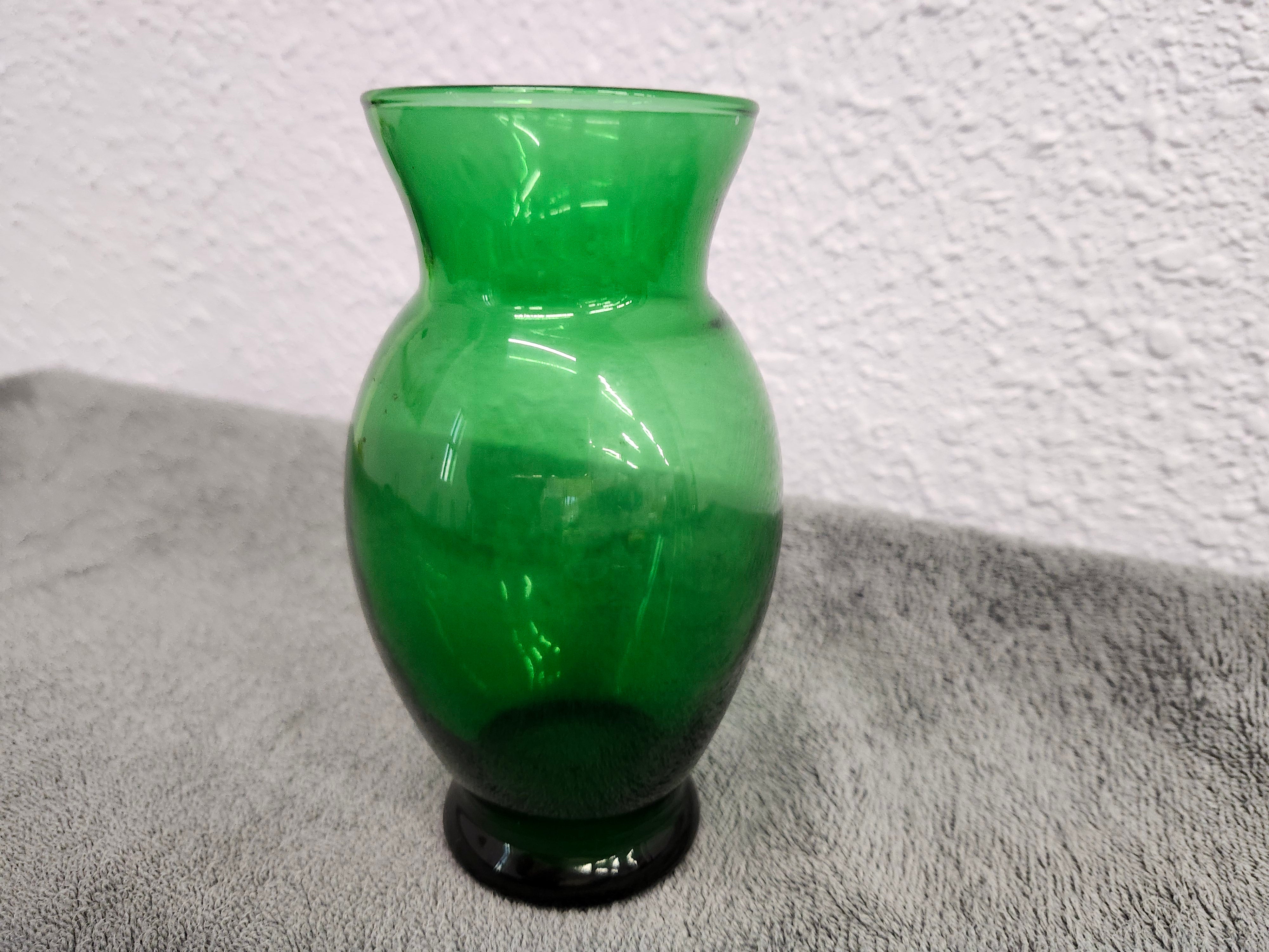 Green vase