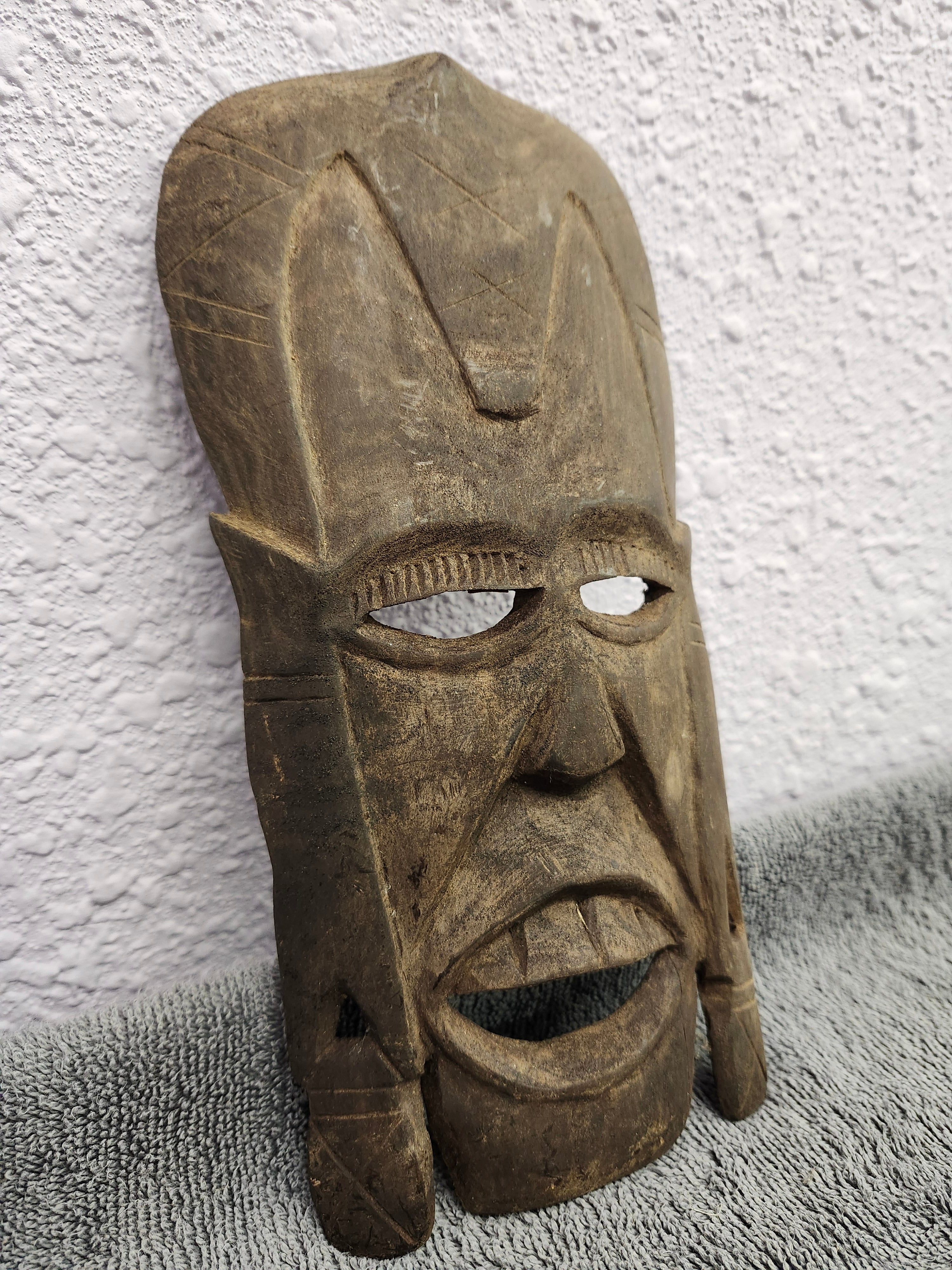 Wall art mask