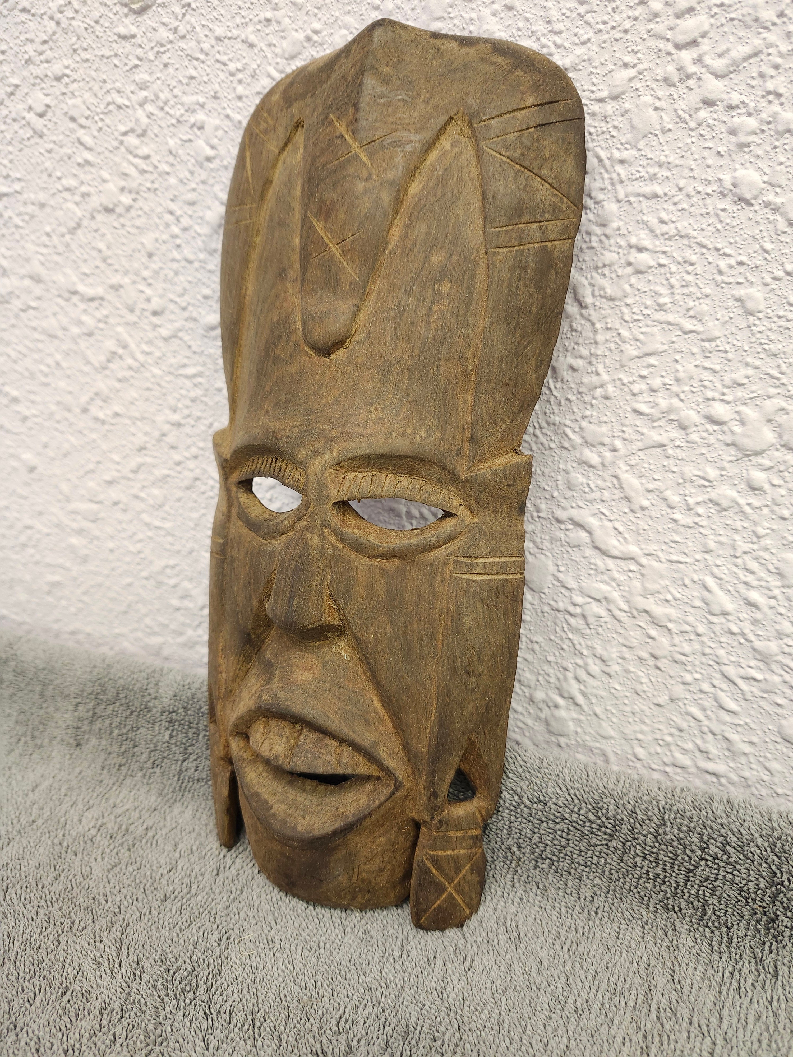 Wall mask