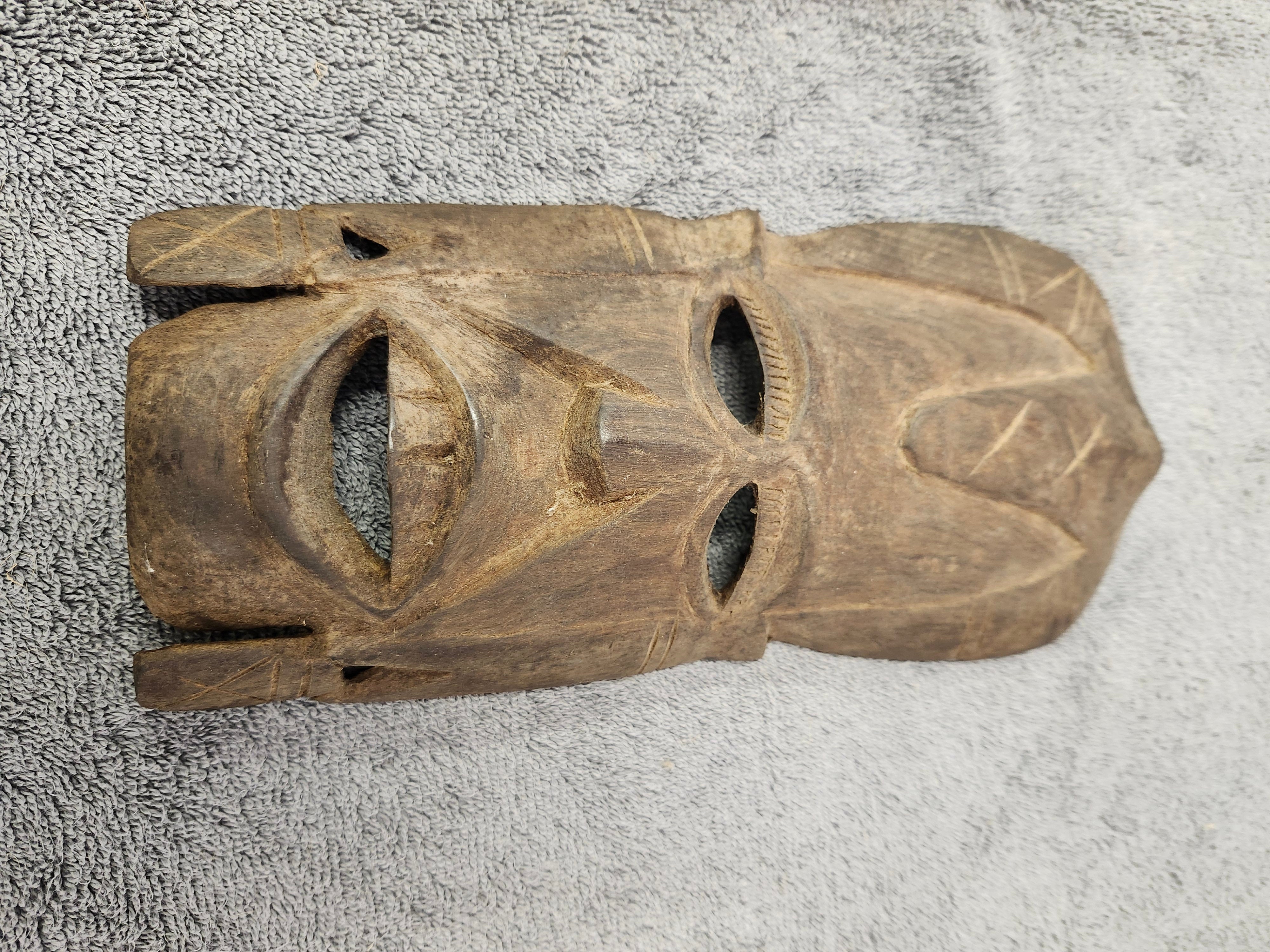 Wall mask