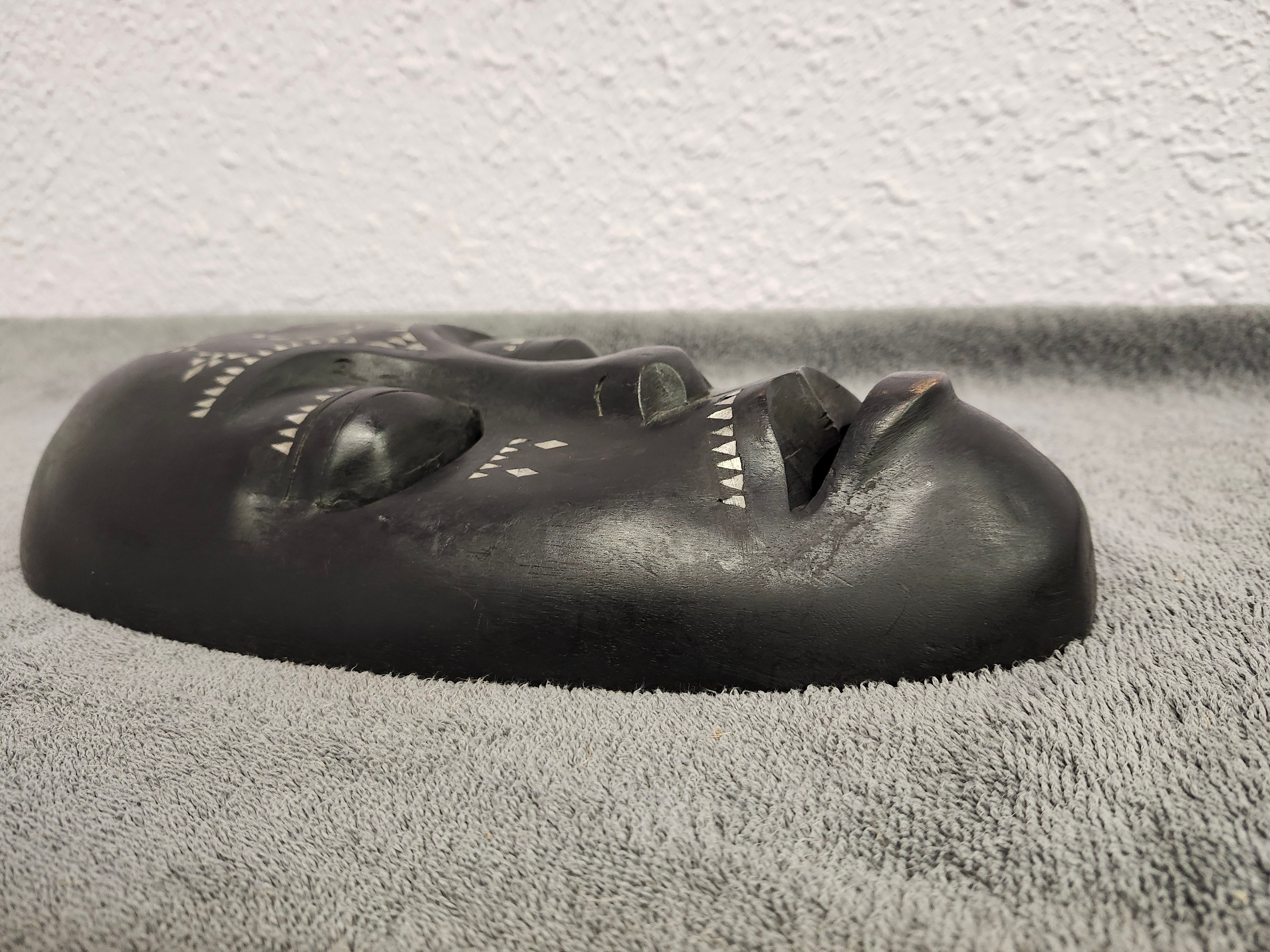 Wall art mask