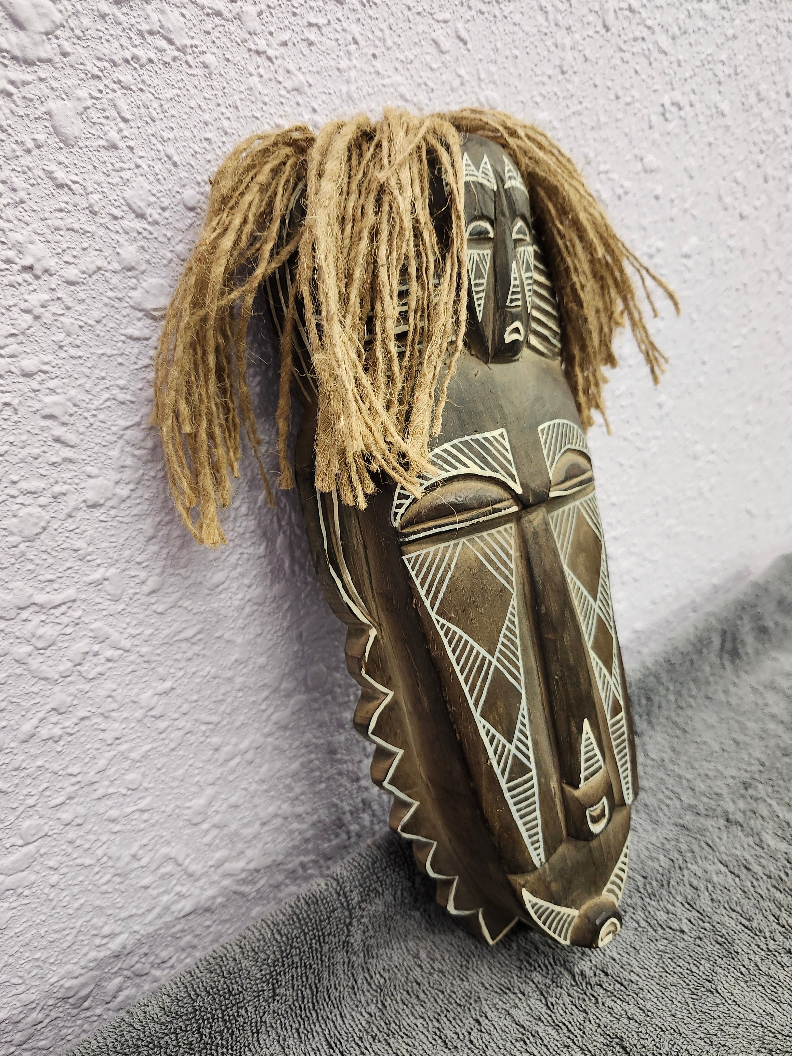 Large mask Wall art