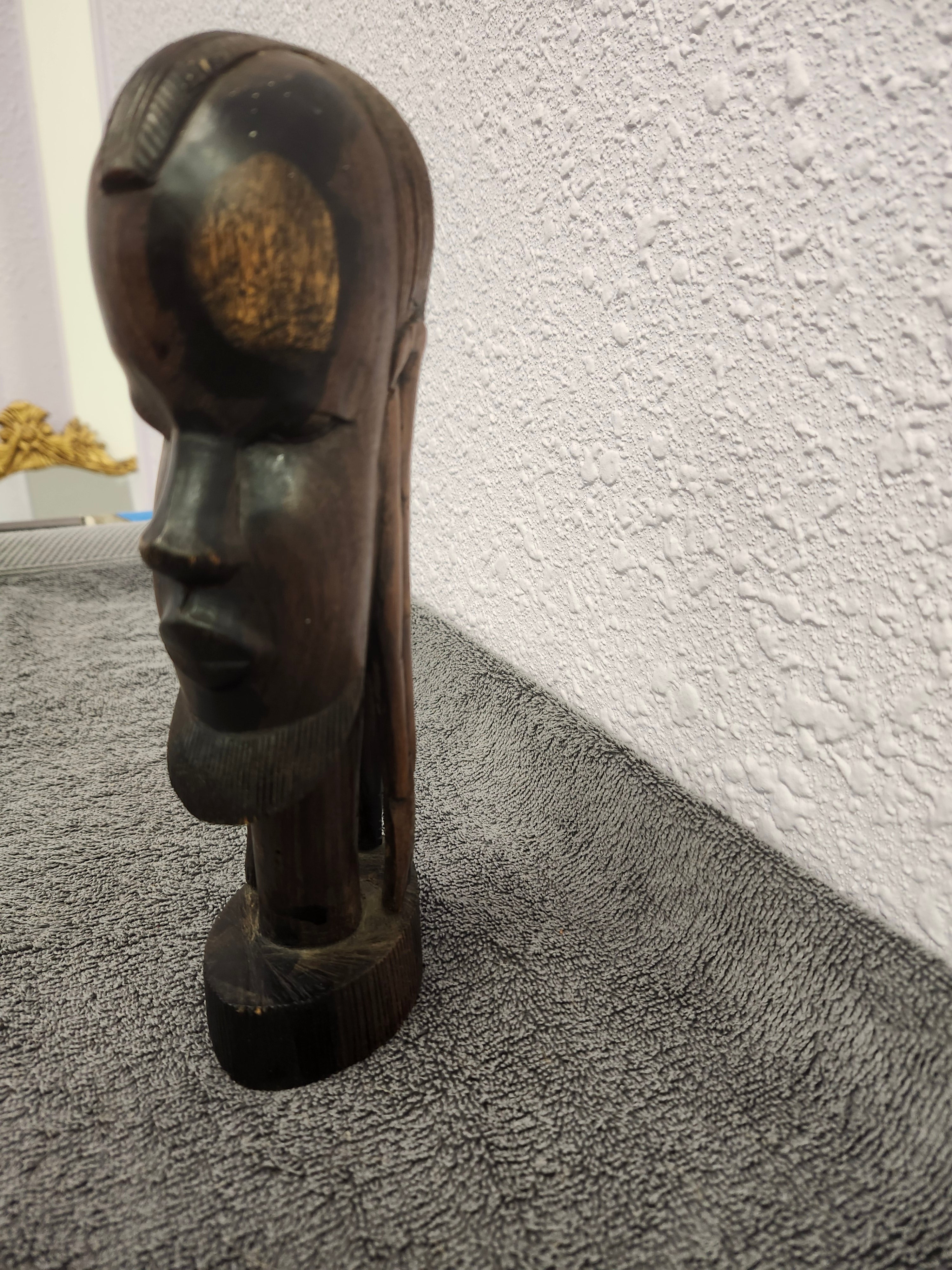 Decorative accent