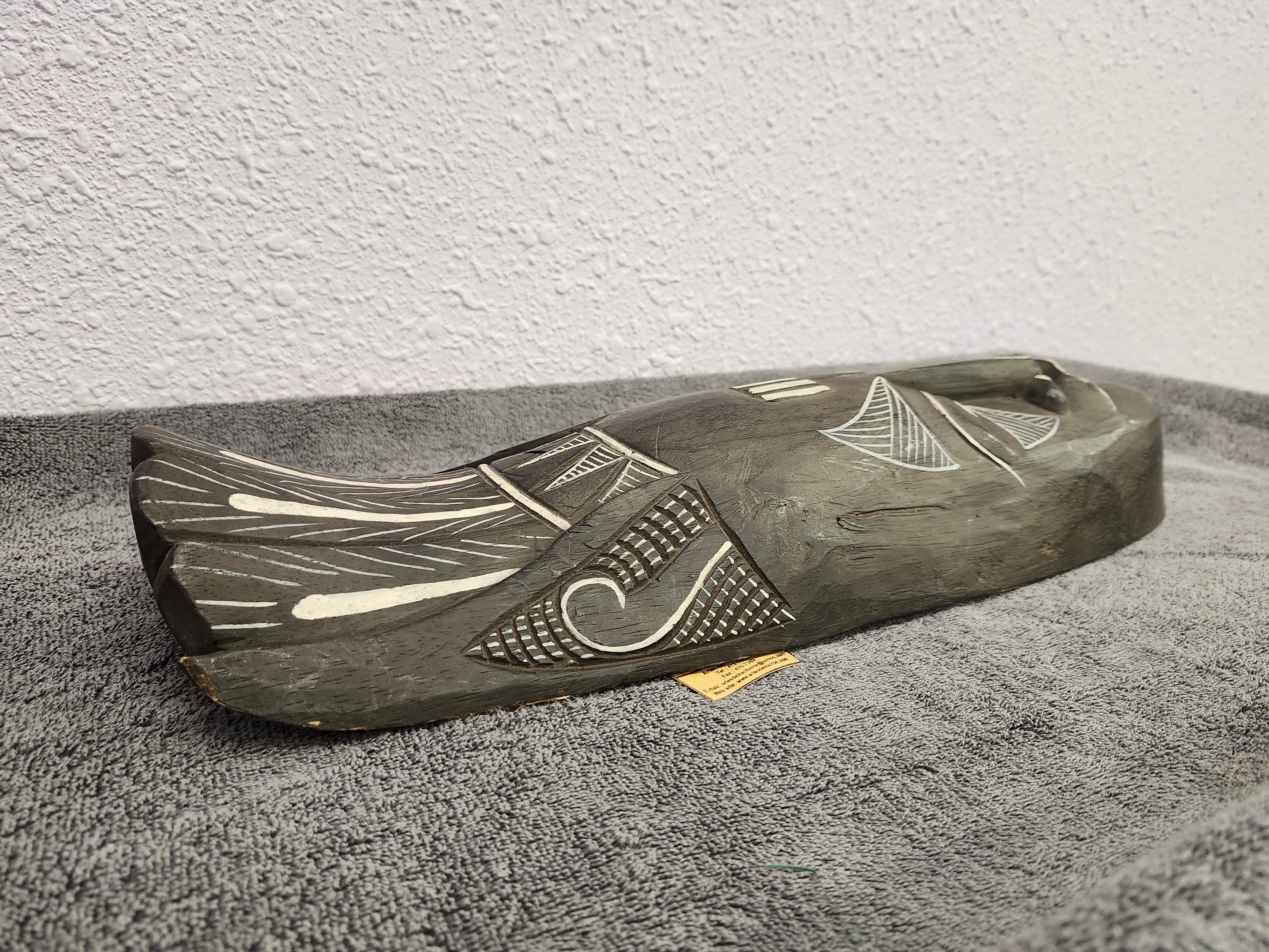 Large mask Wall art