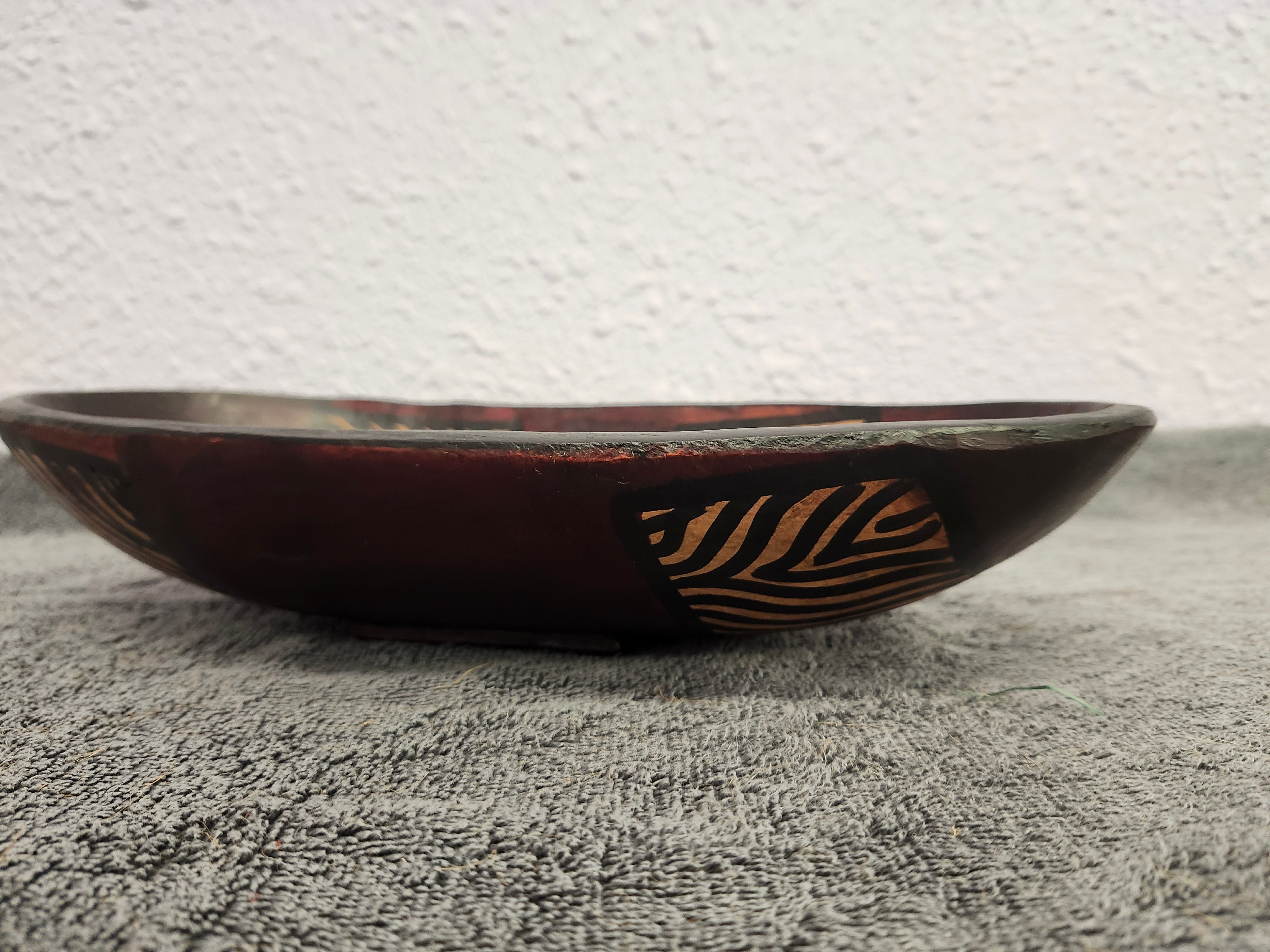 Decorative accent wood bowl