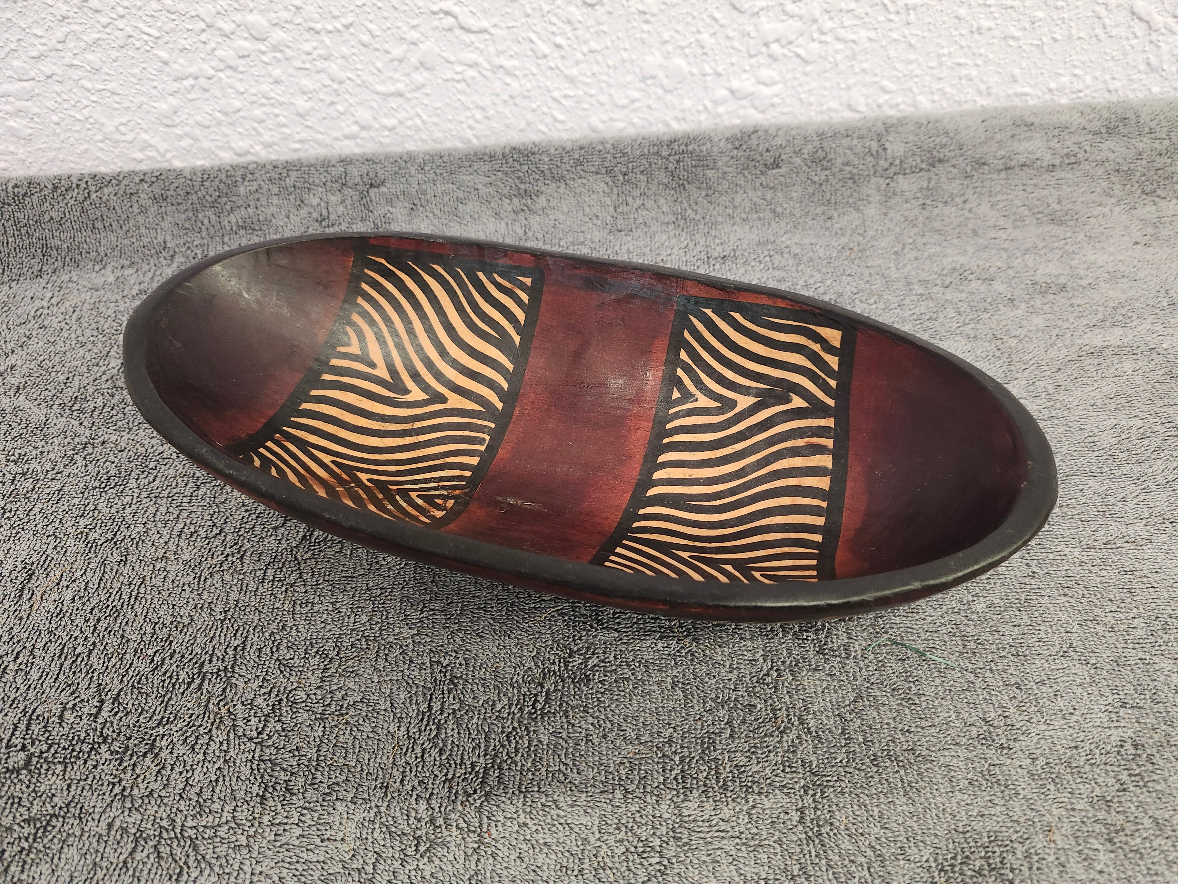 Decorative accent wood bowl