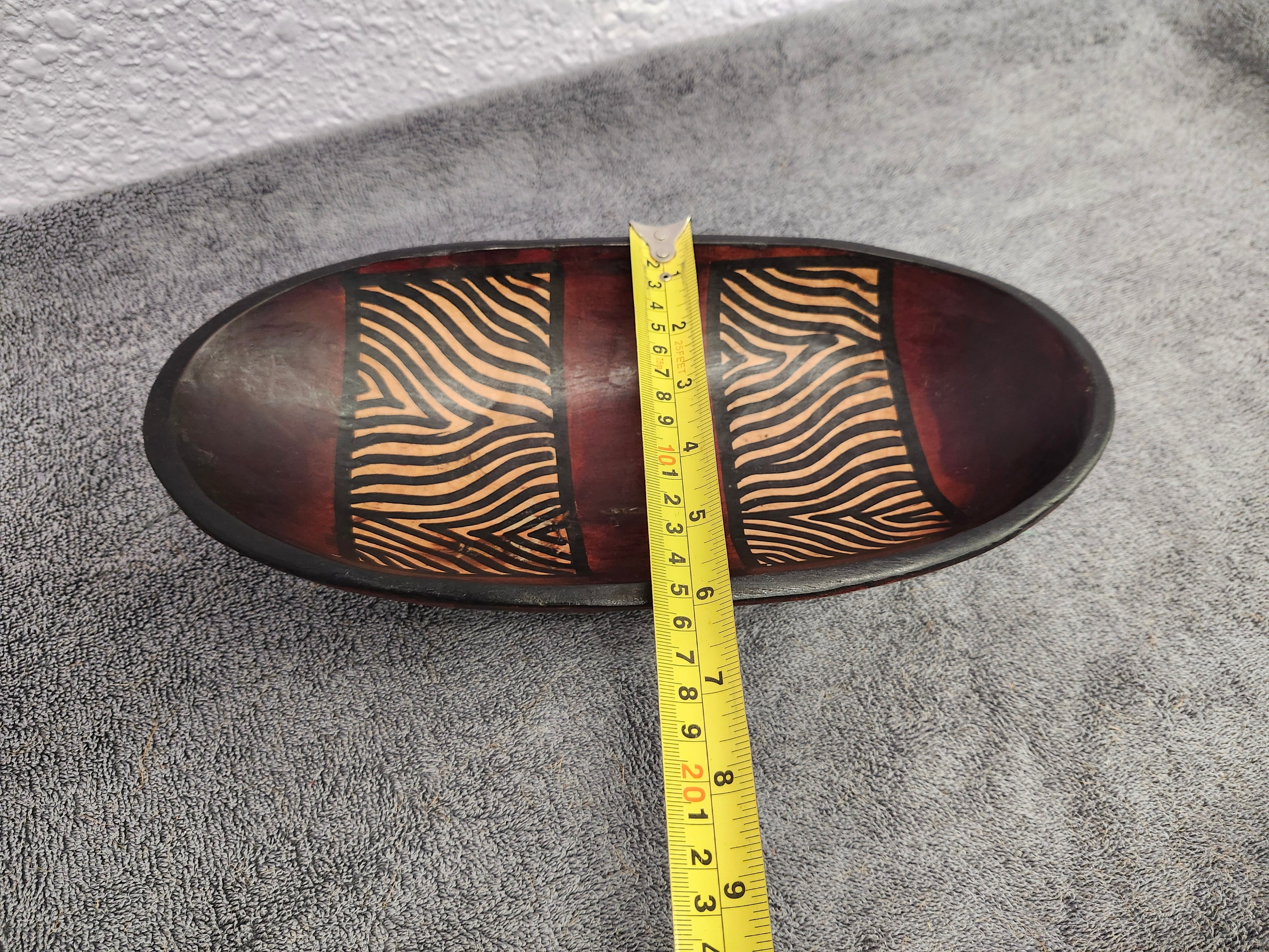 Decorative accent wood bowl