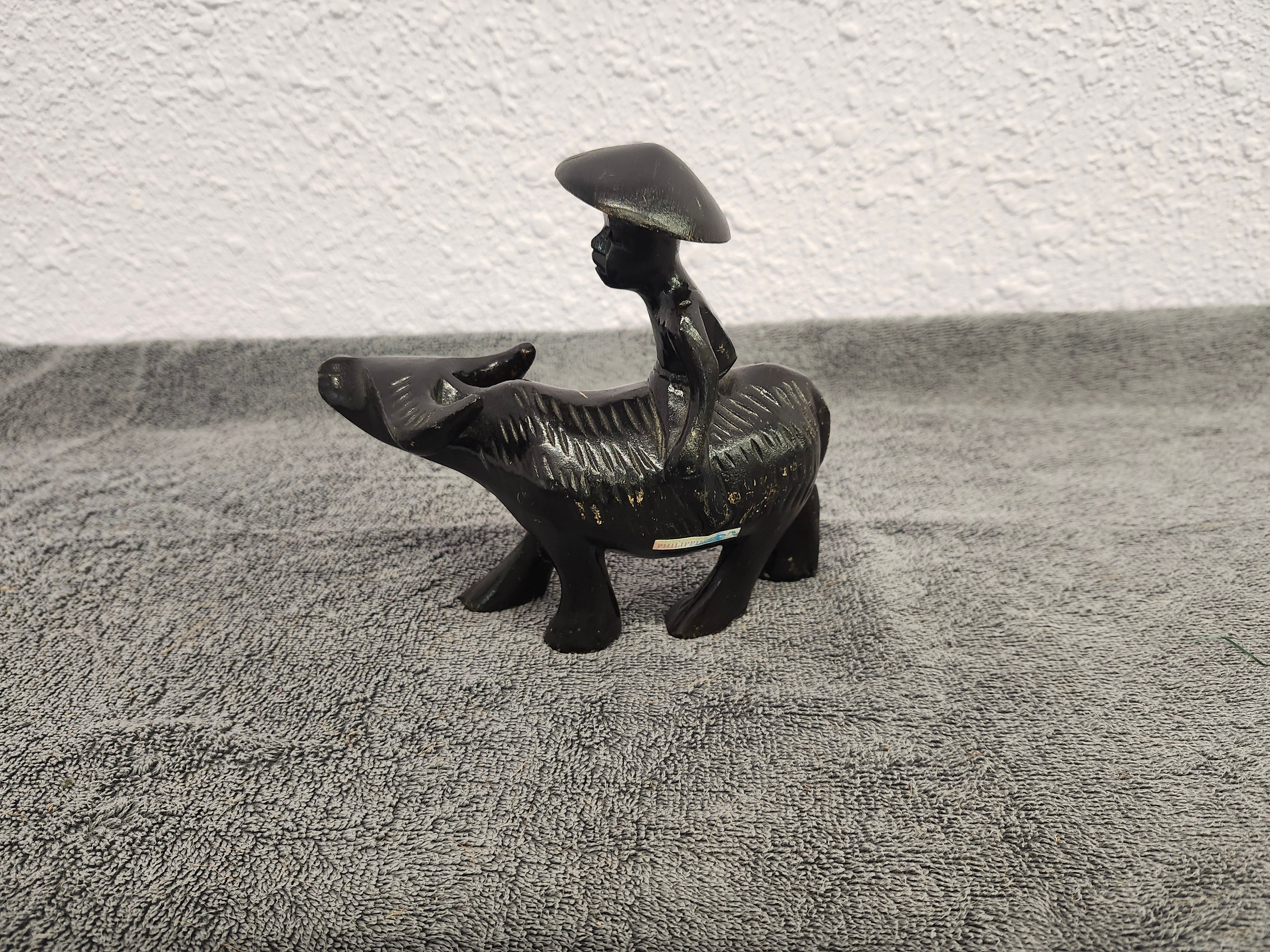 Decorative accent hand made