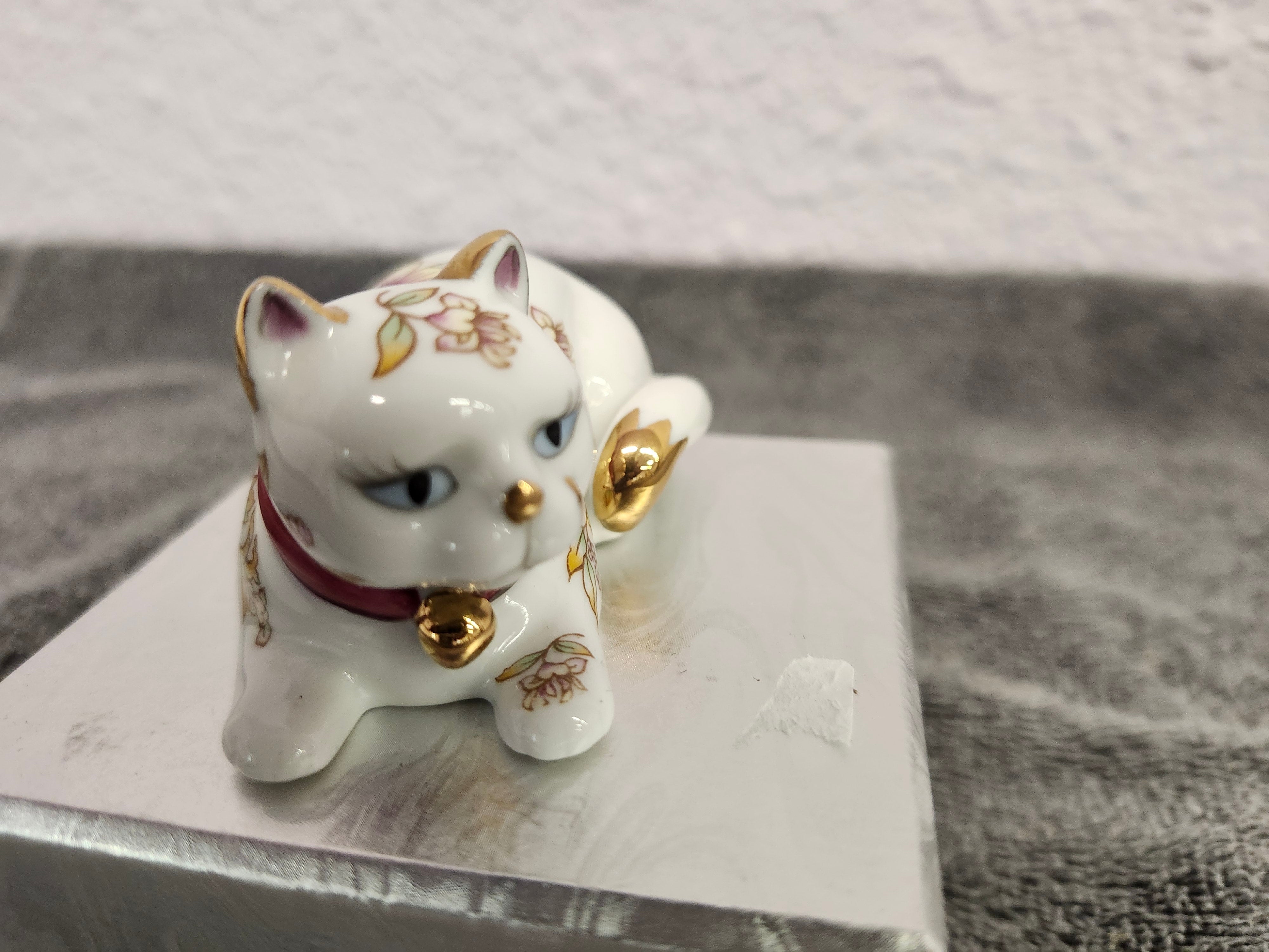 Franklin mint collection cat