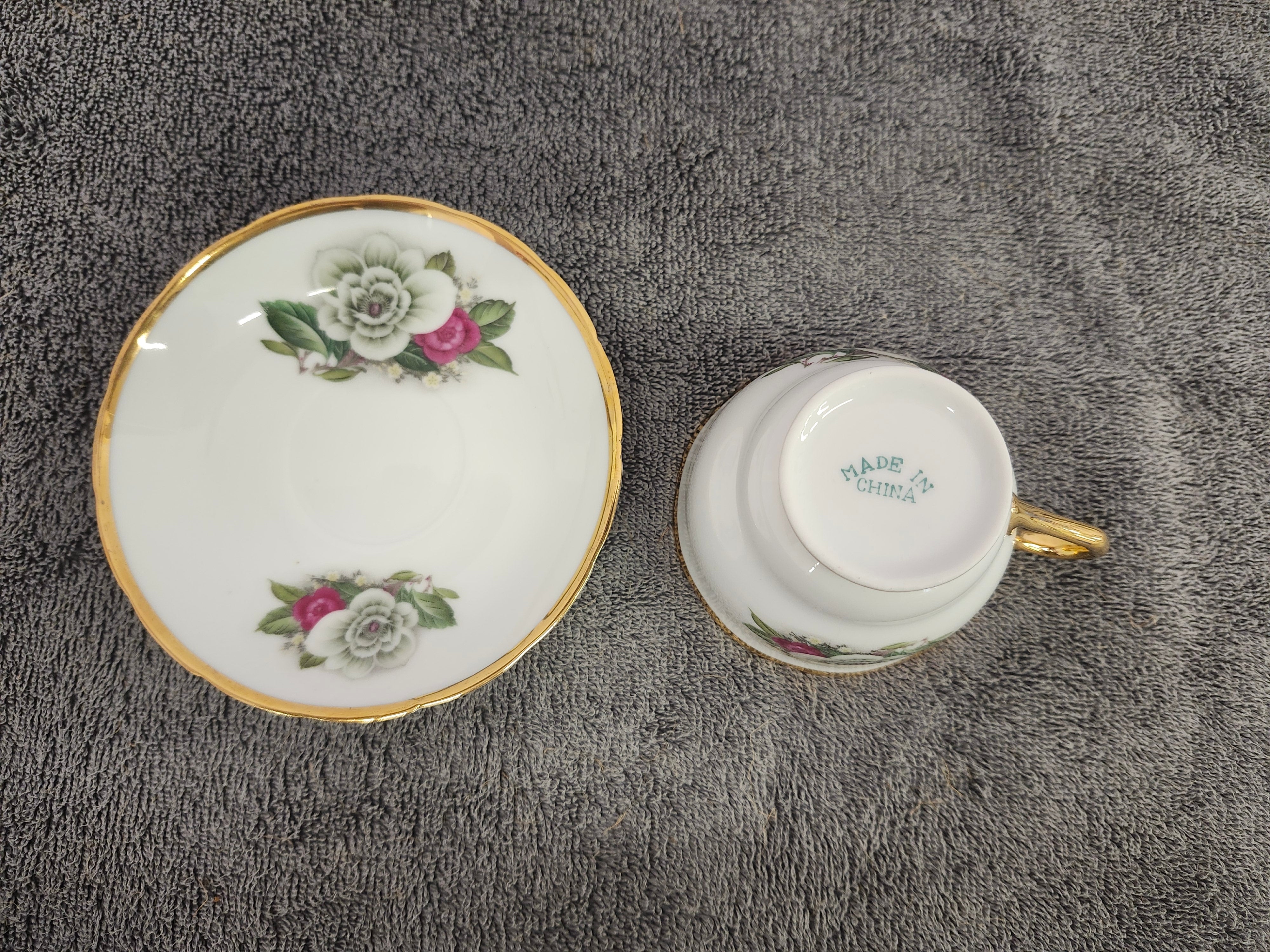Cup & saucer