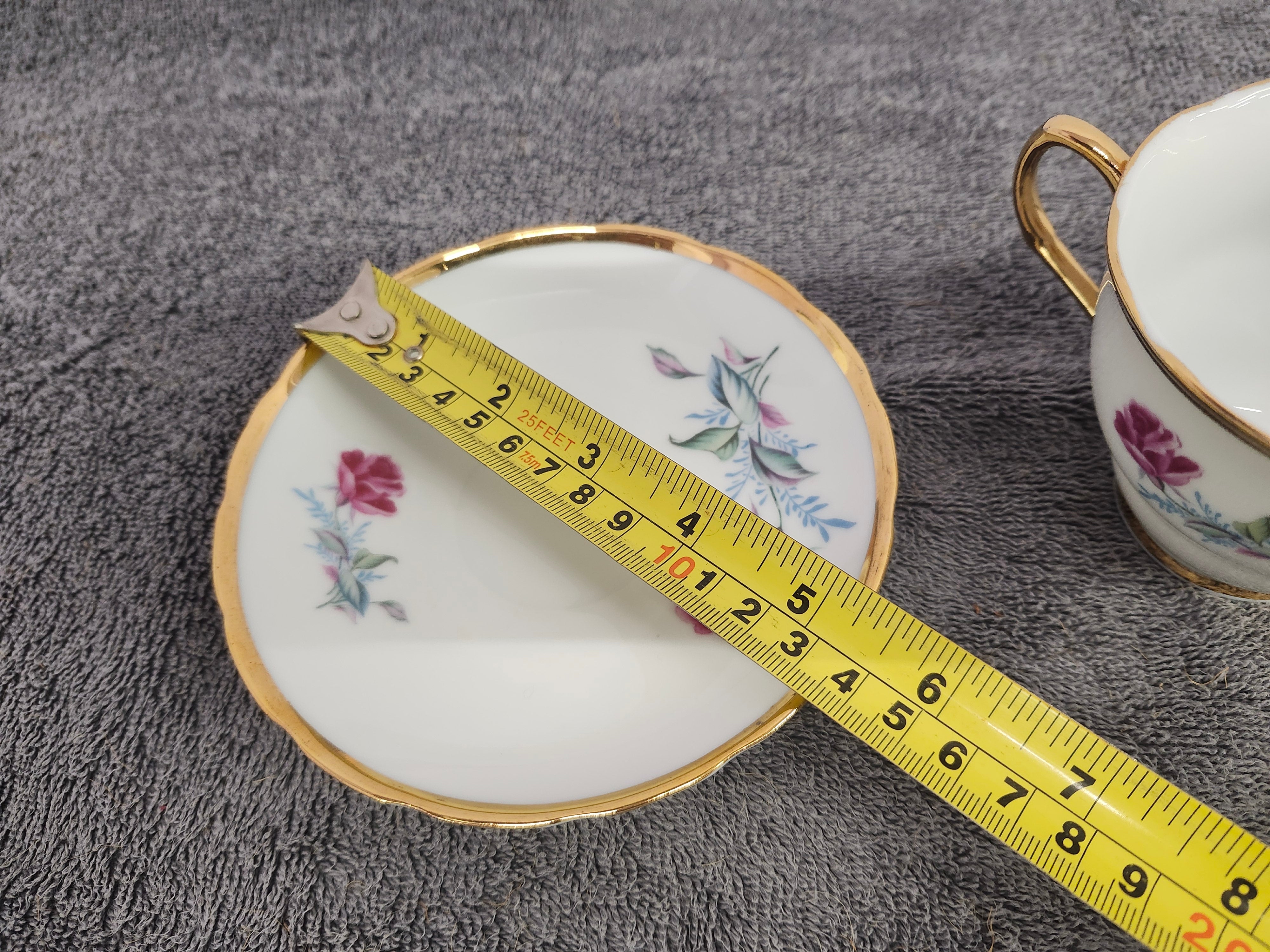 Tea cup & saucer
