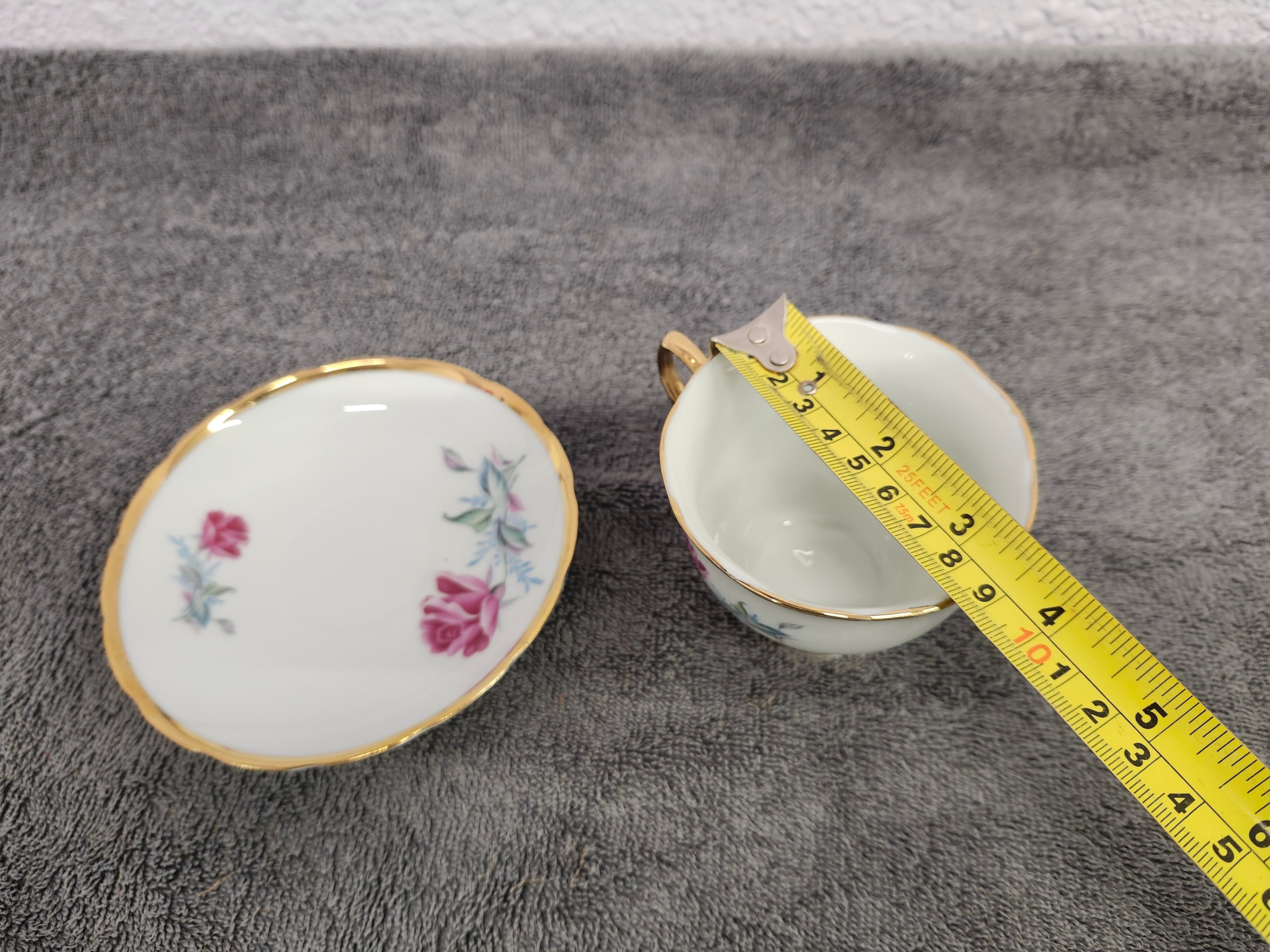 Tea cup & saucer