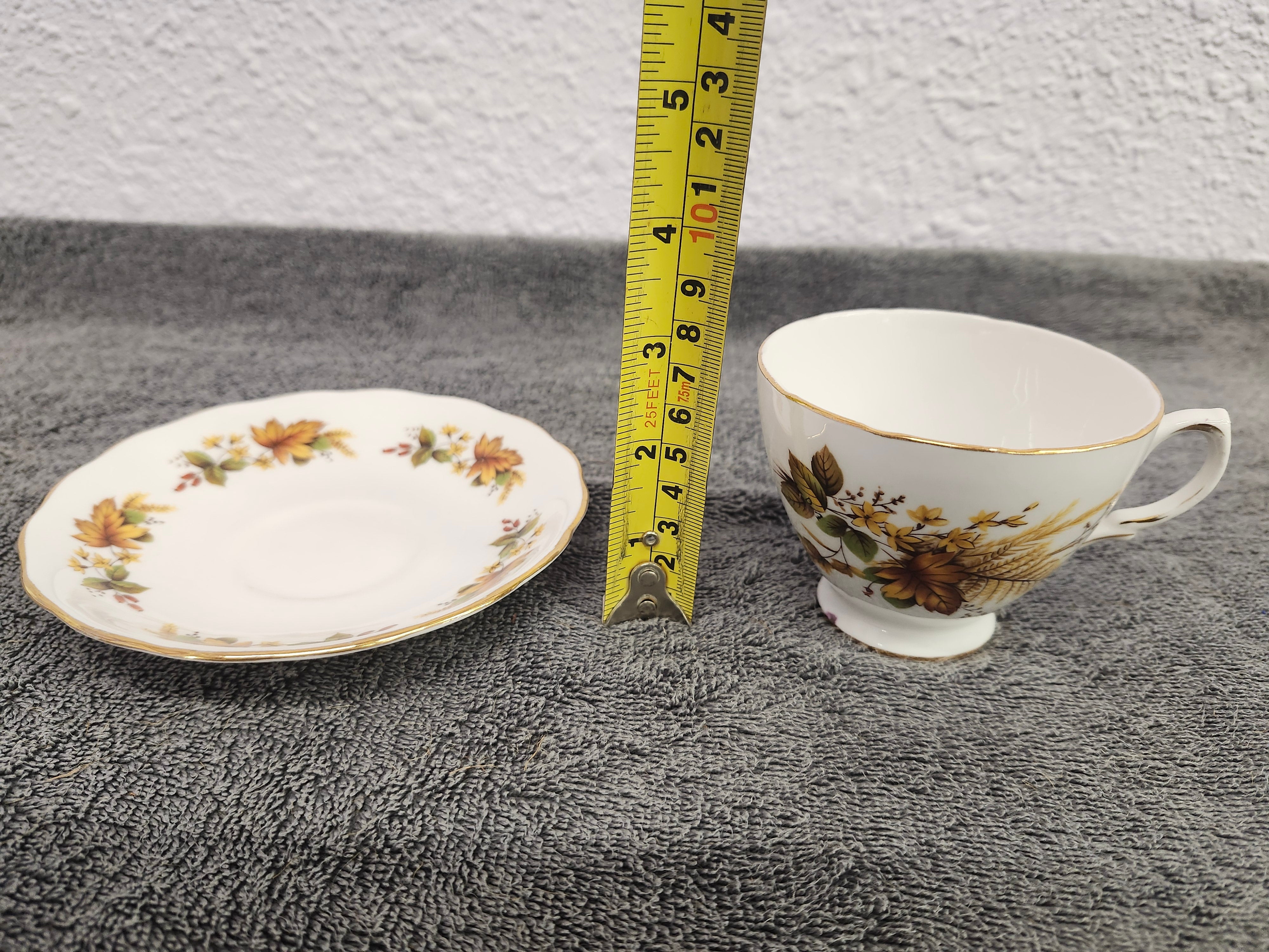 Royal vale 8219 Tea cup & saucer