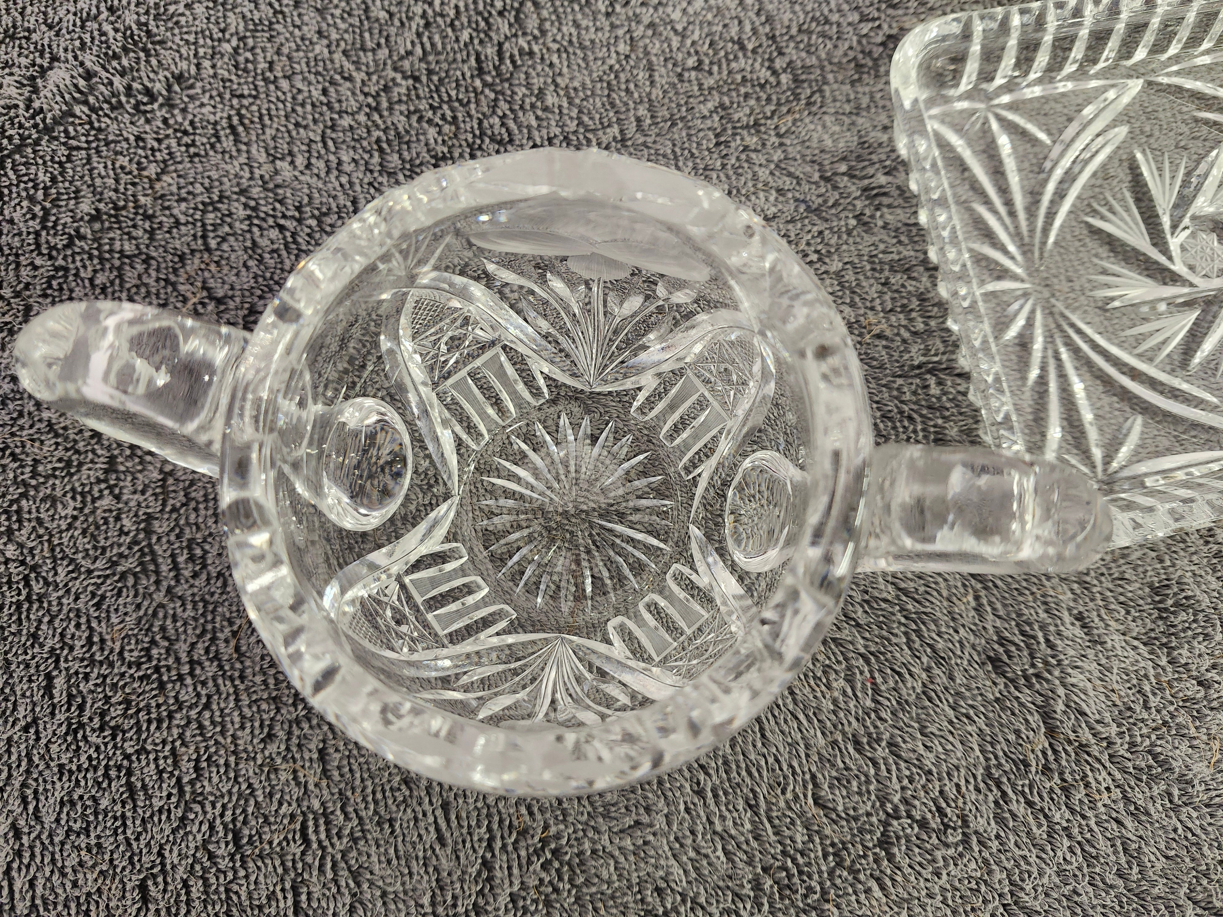 Cream & sugar set with glass spoon