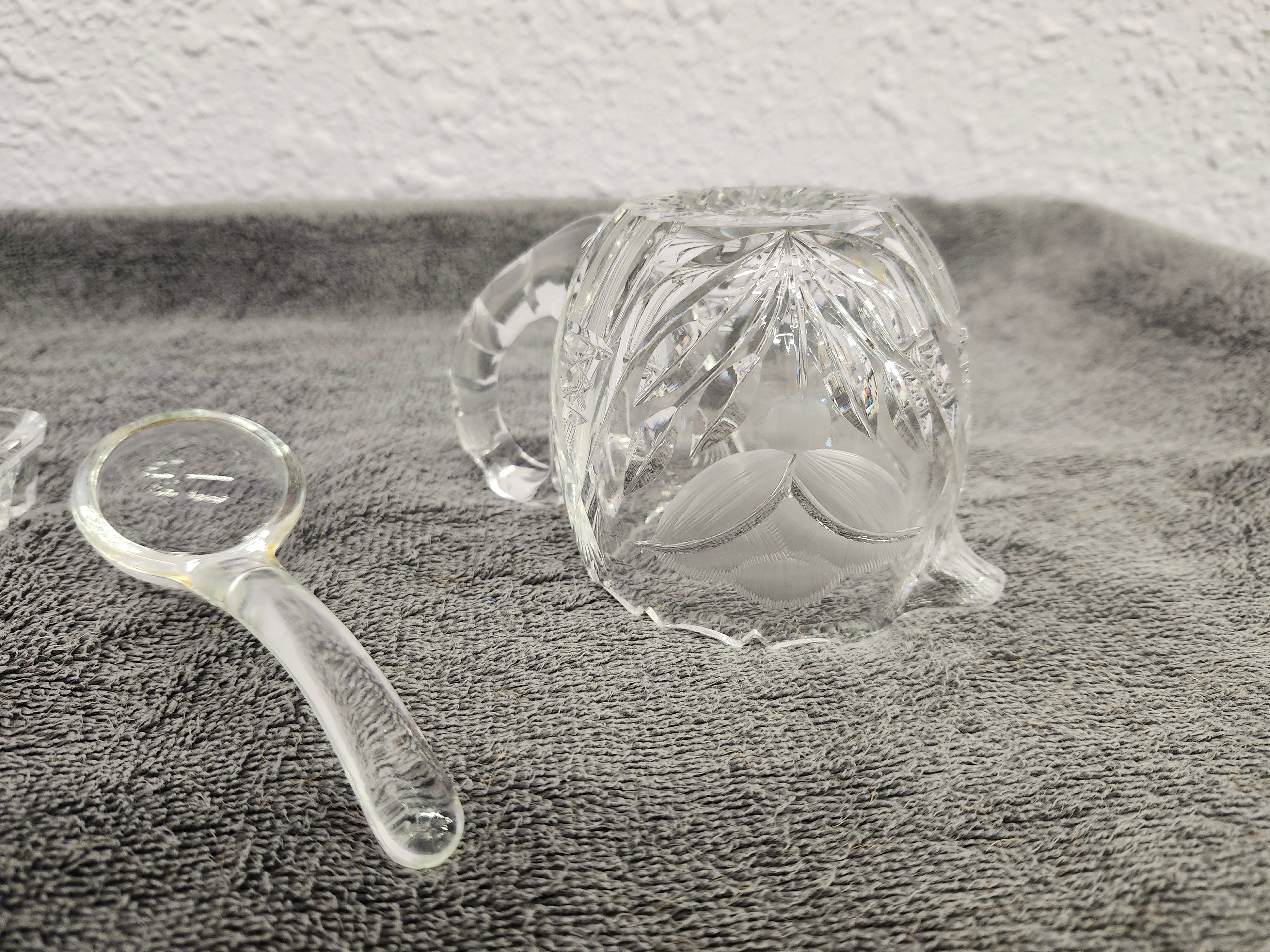 Cream & sugar set with glass spoon
