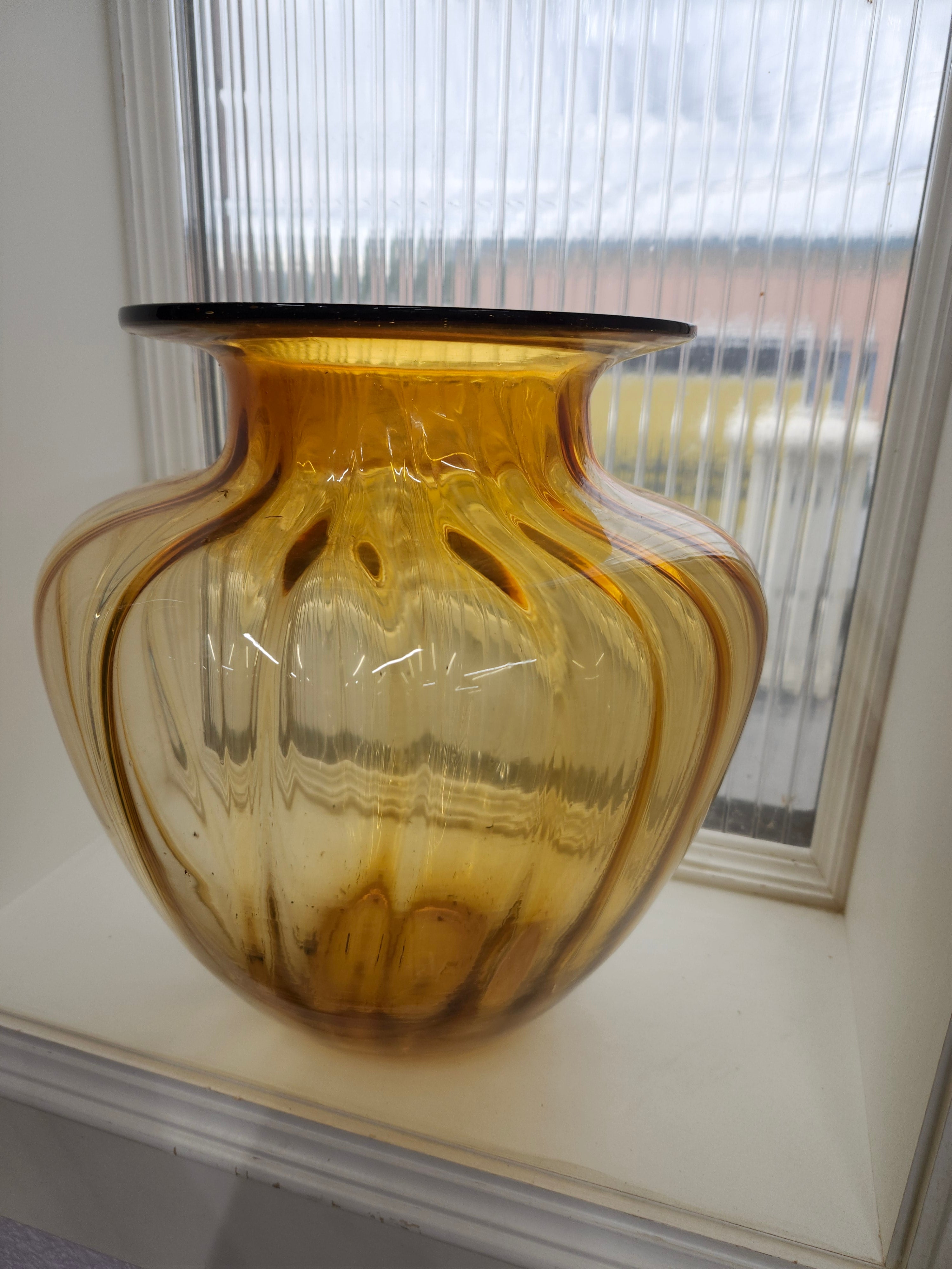 Large Amber vase