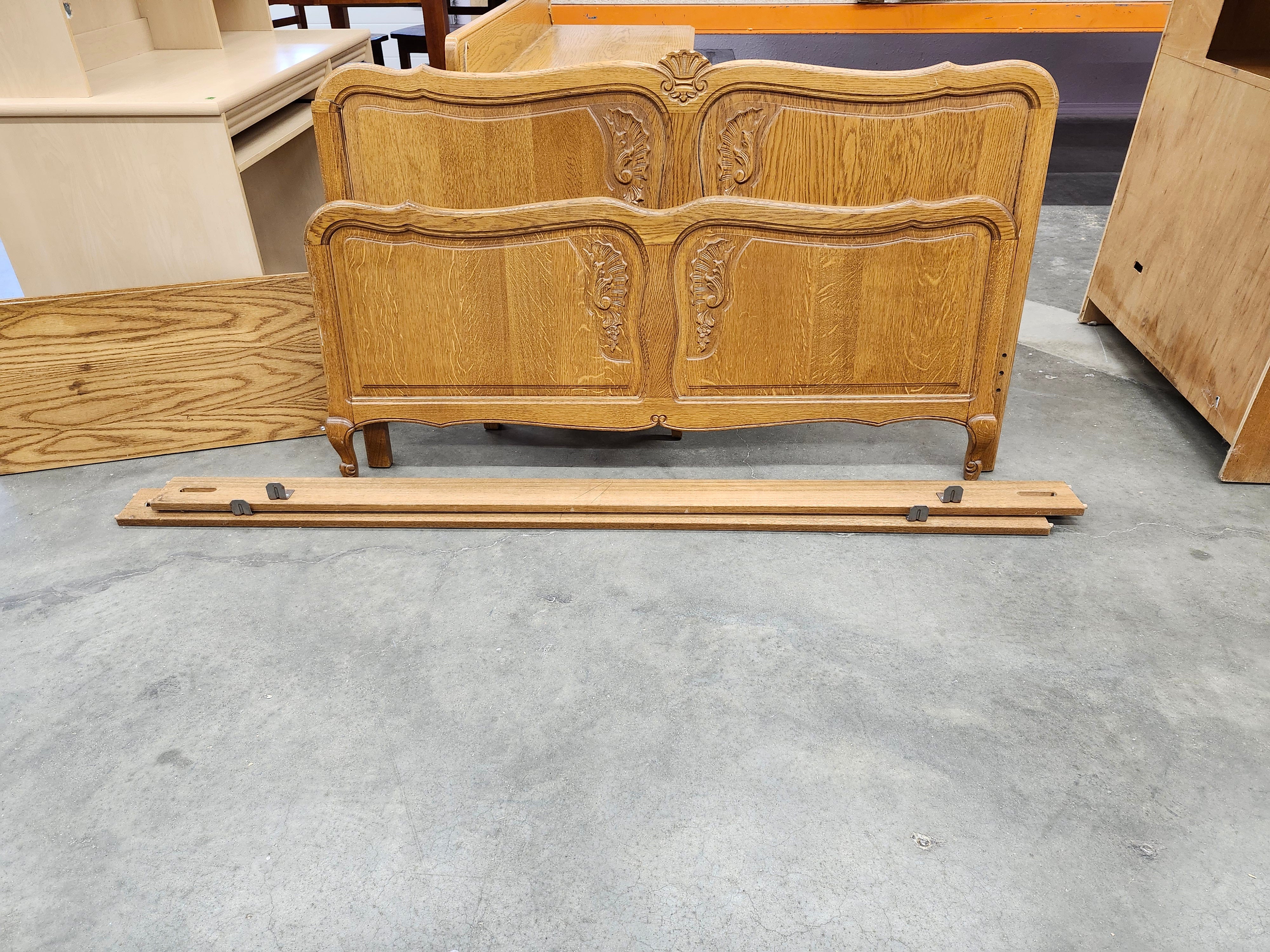 Double bedframe