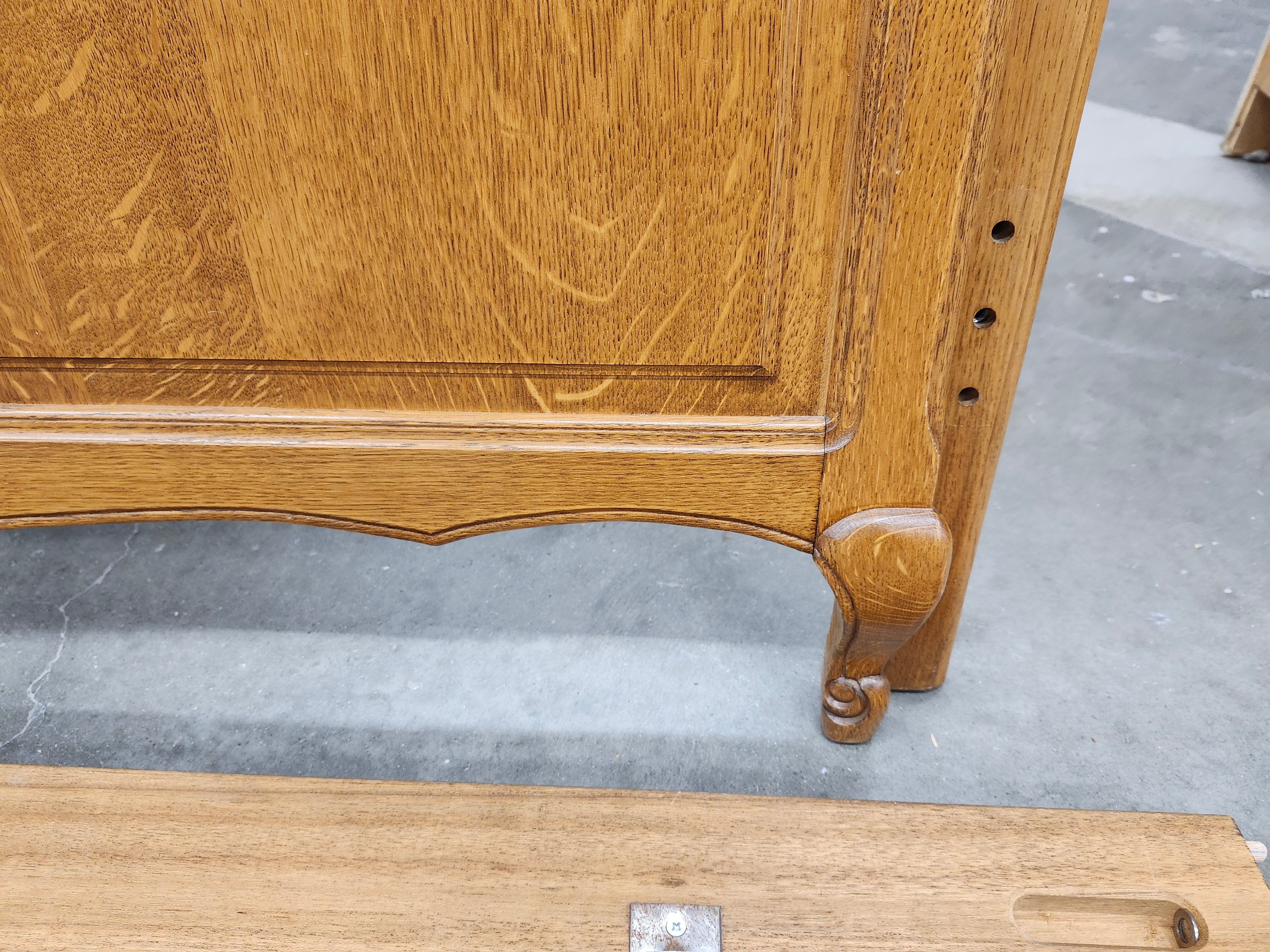 Double bedframe