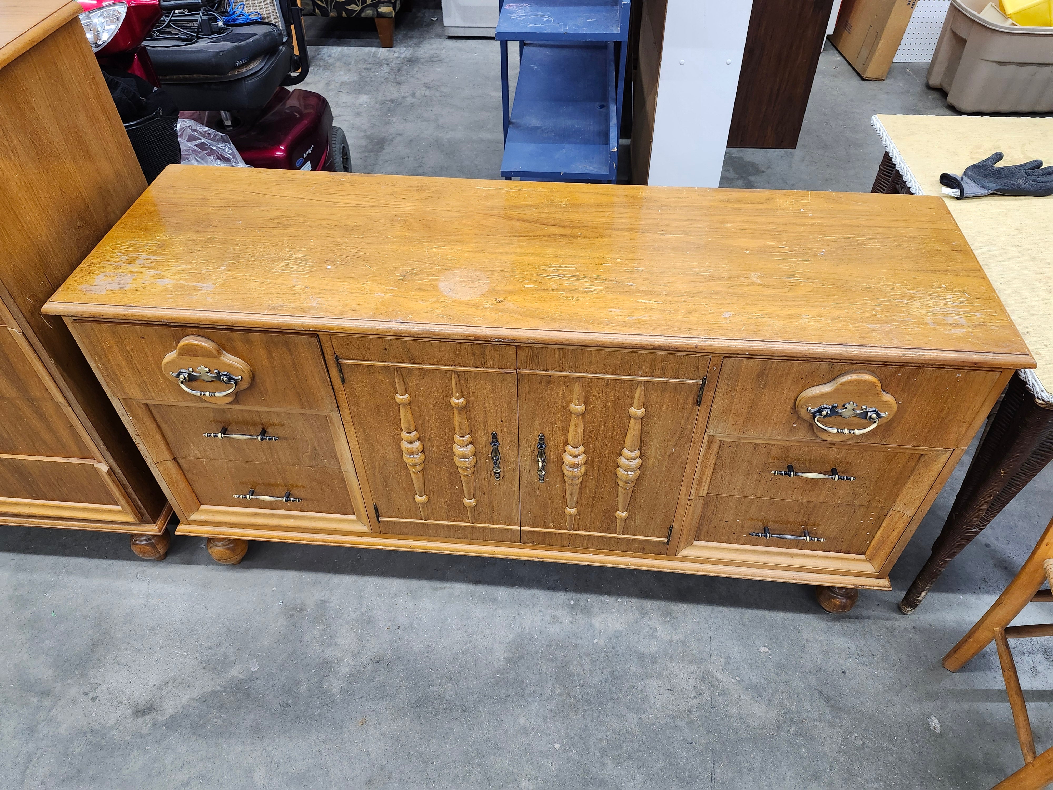 Dresser / buffet