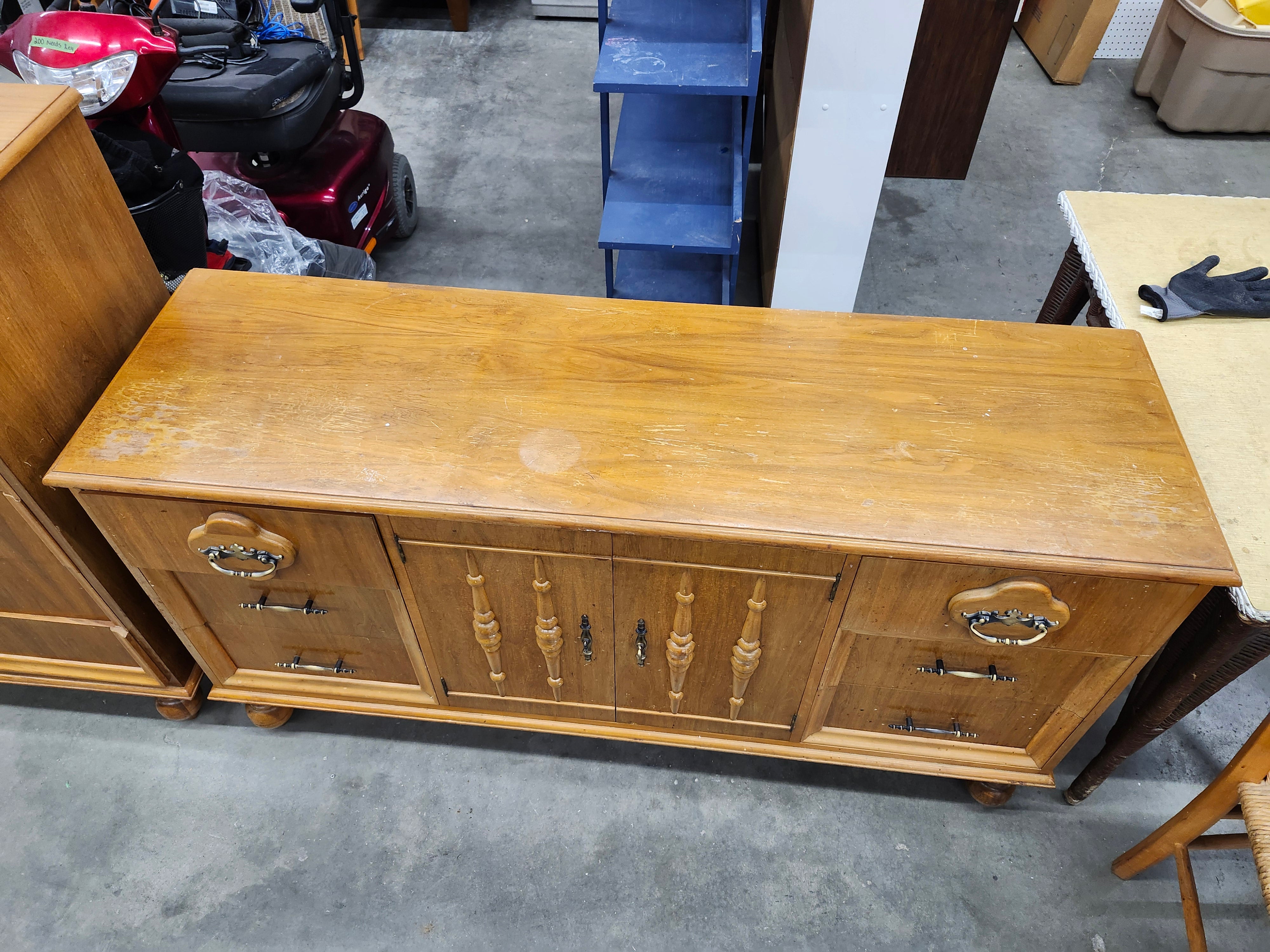 Dresser / buffet