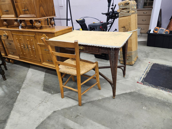 Wicker / bamboo table & chair