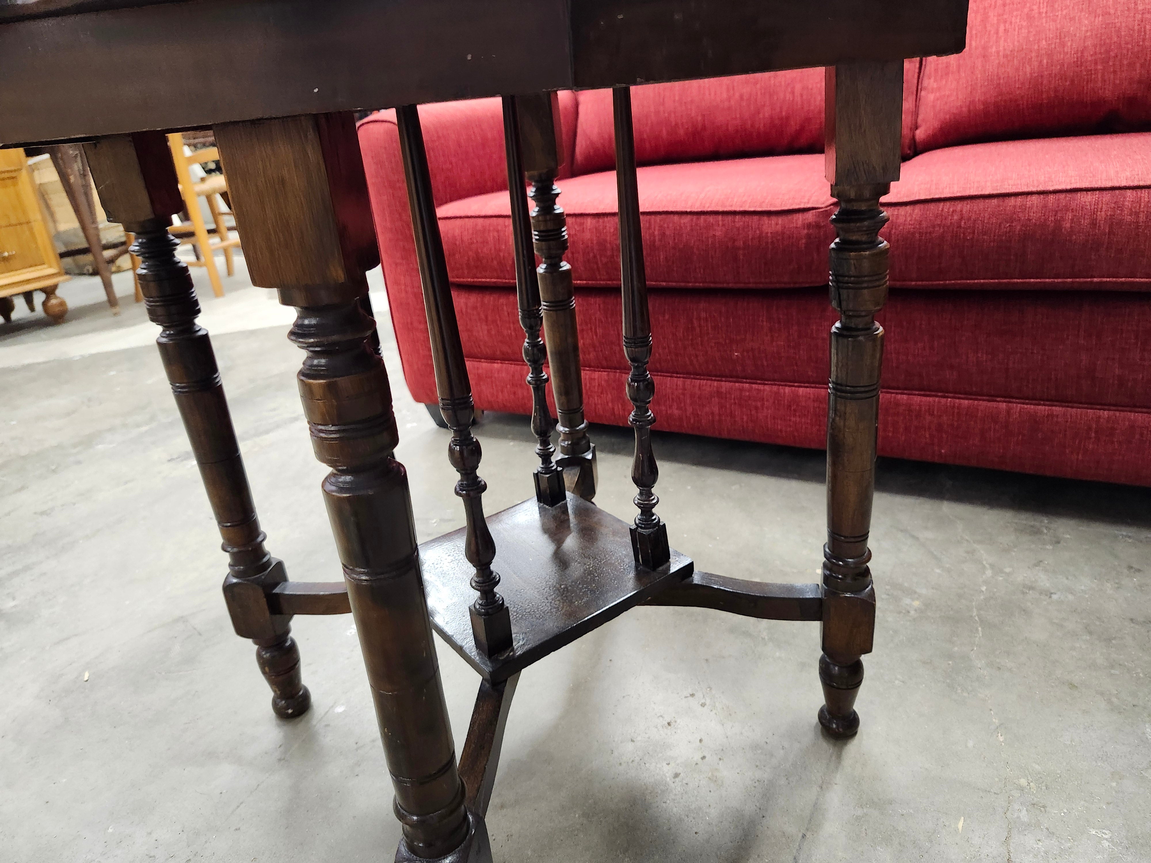Coffee table/ side table