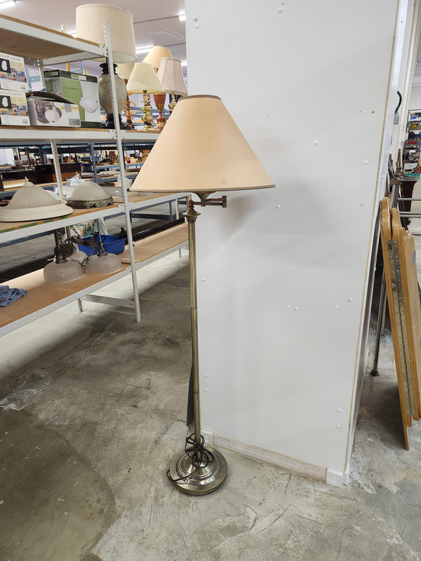 Floor lamp