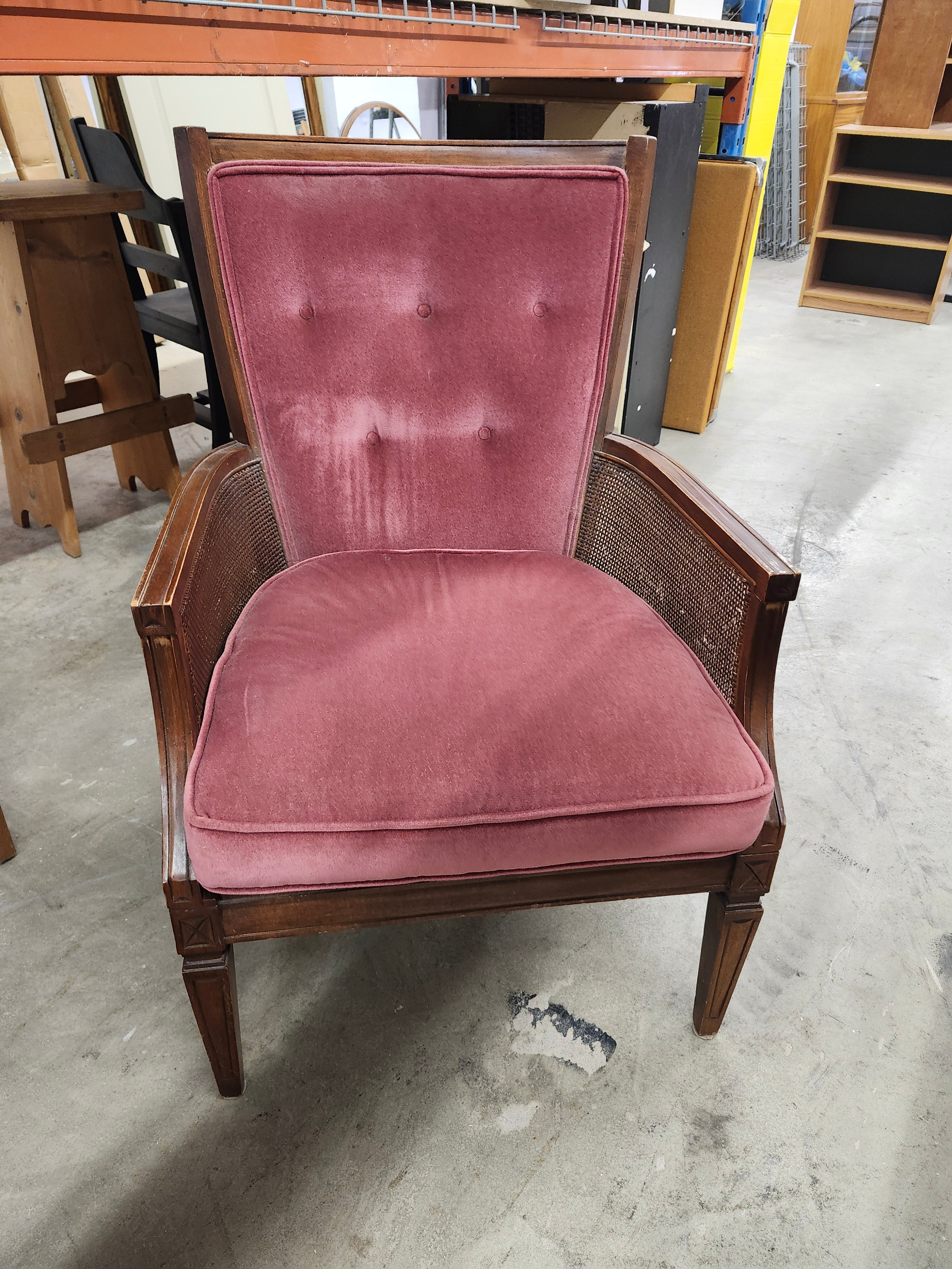 Accent single chair