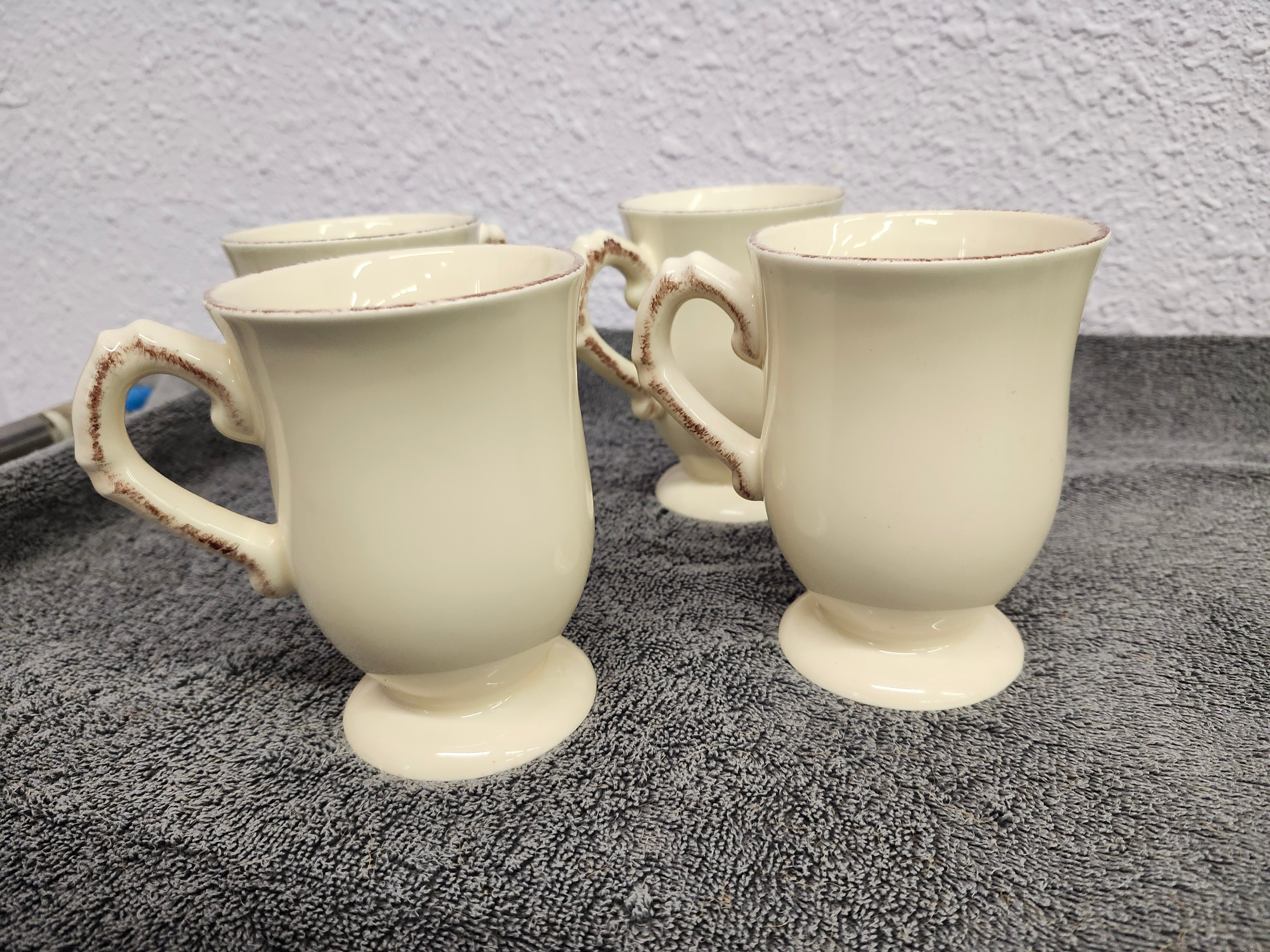 X4 mugs made in Portugal